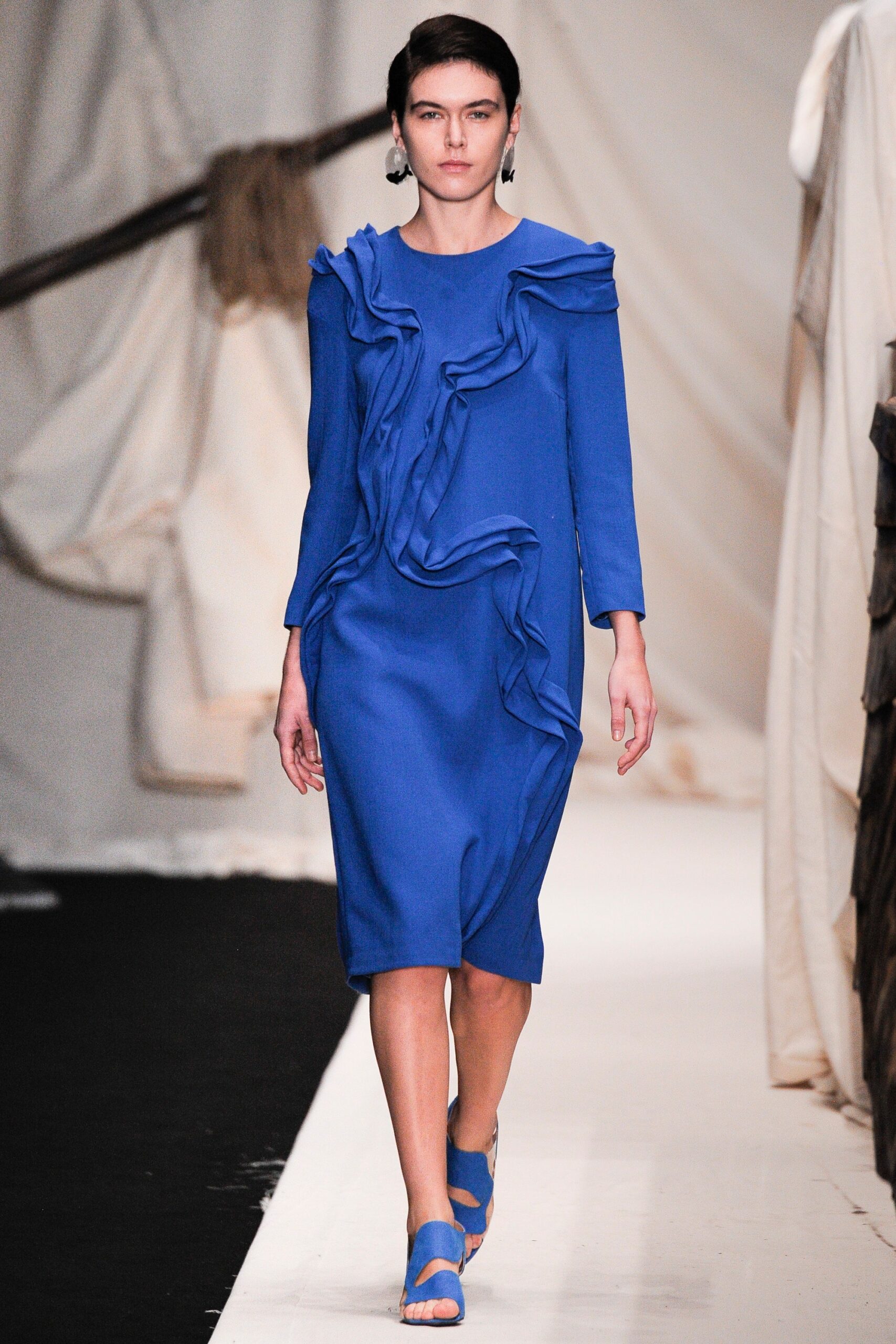 Alena Akhmadullina Russia S/S 16 Look 375
