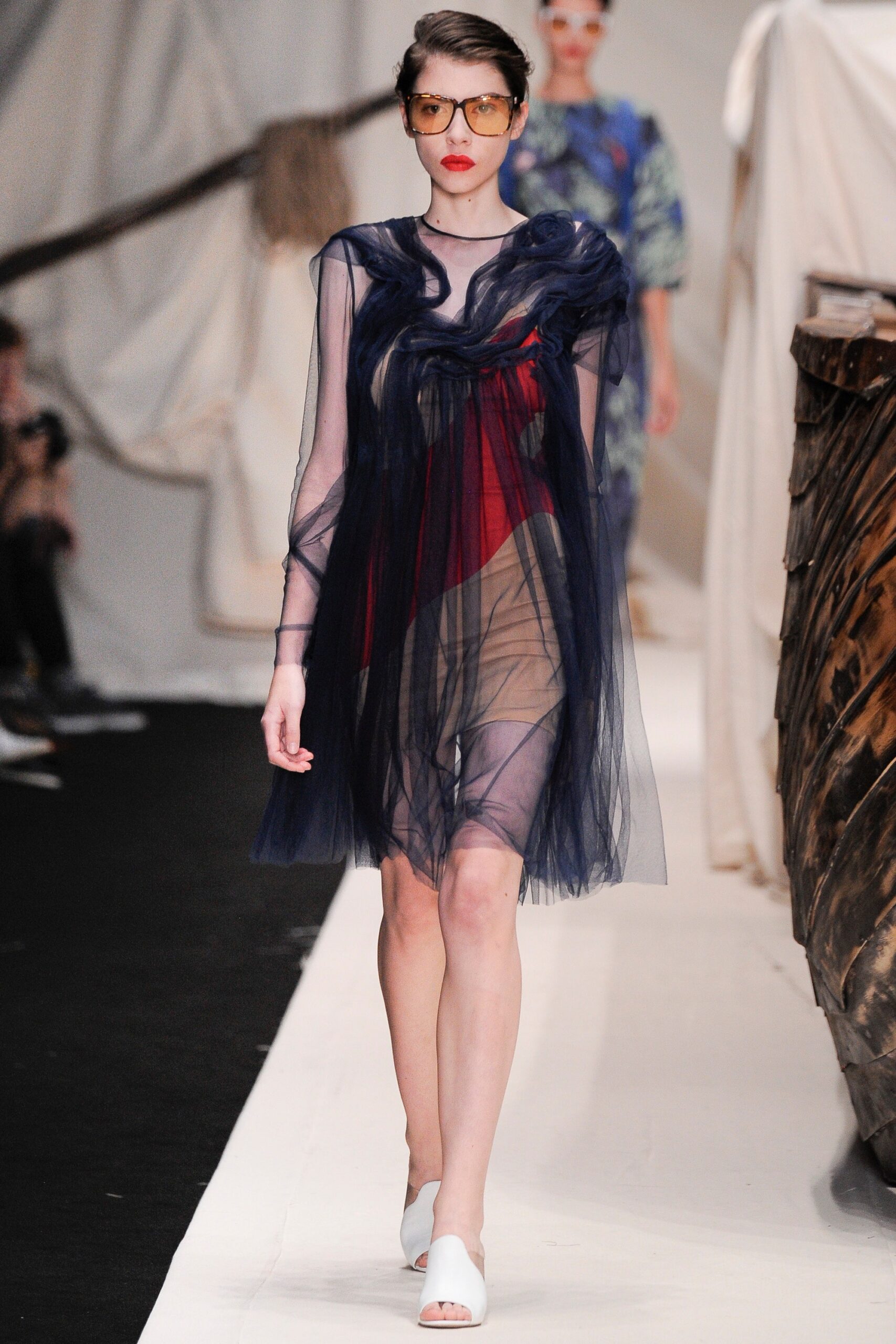 Alena Akhmadullina Russia S/S 16 Look 429