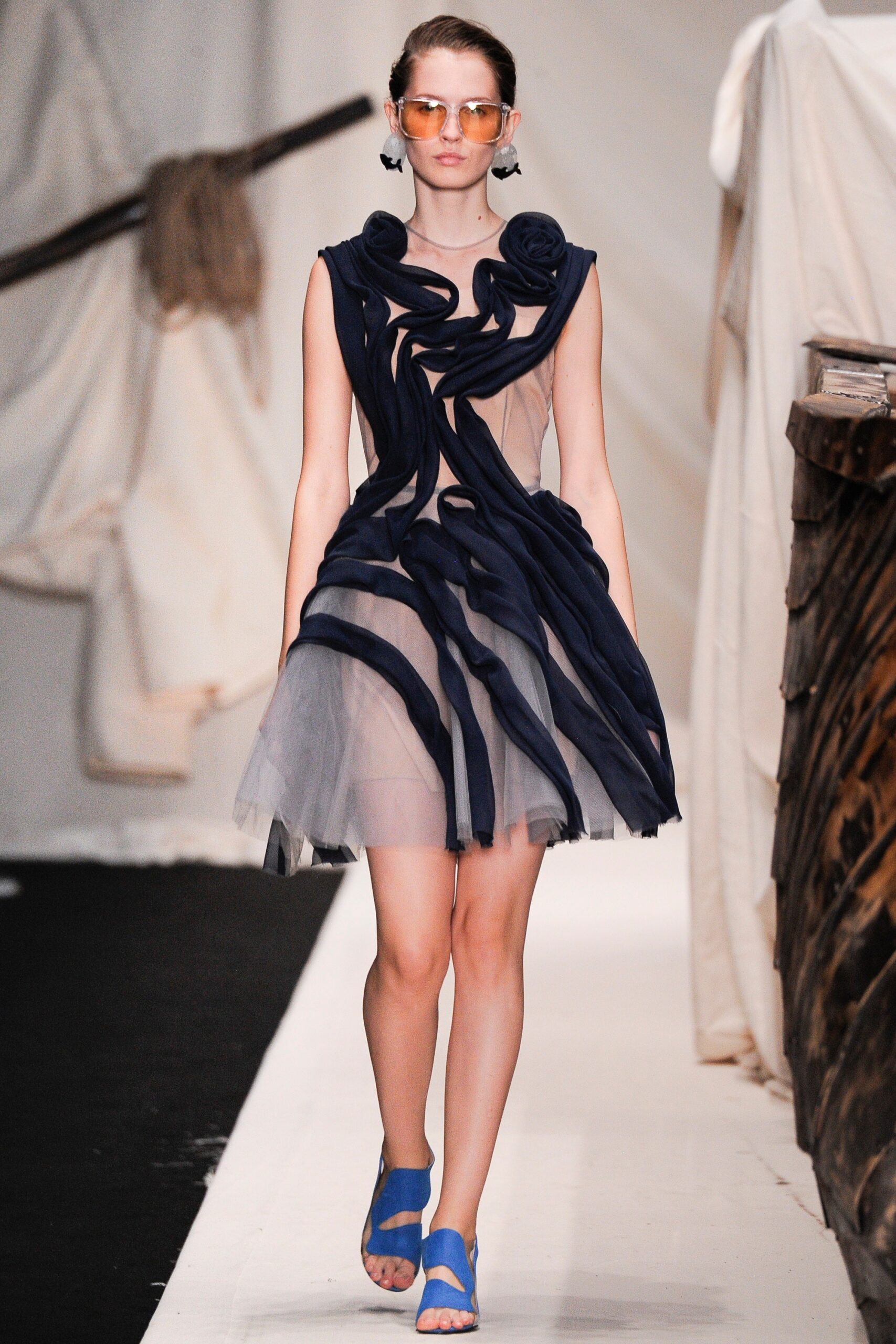 Alena Akhmadullina Russia S/S 16 Look 479