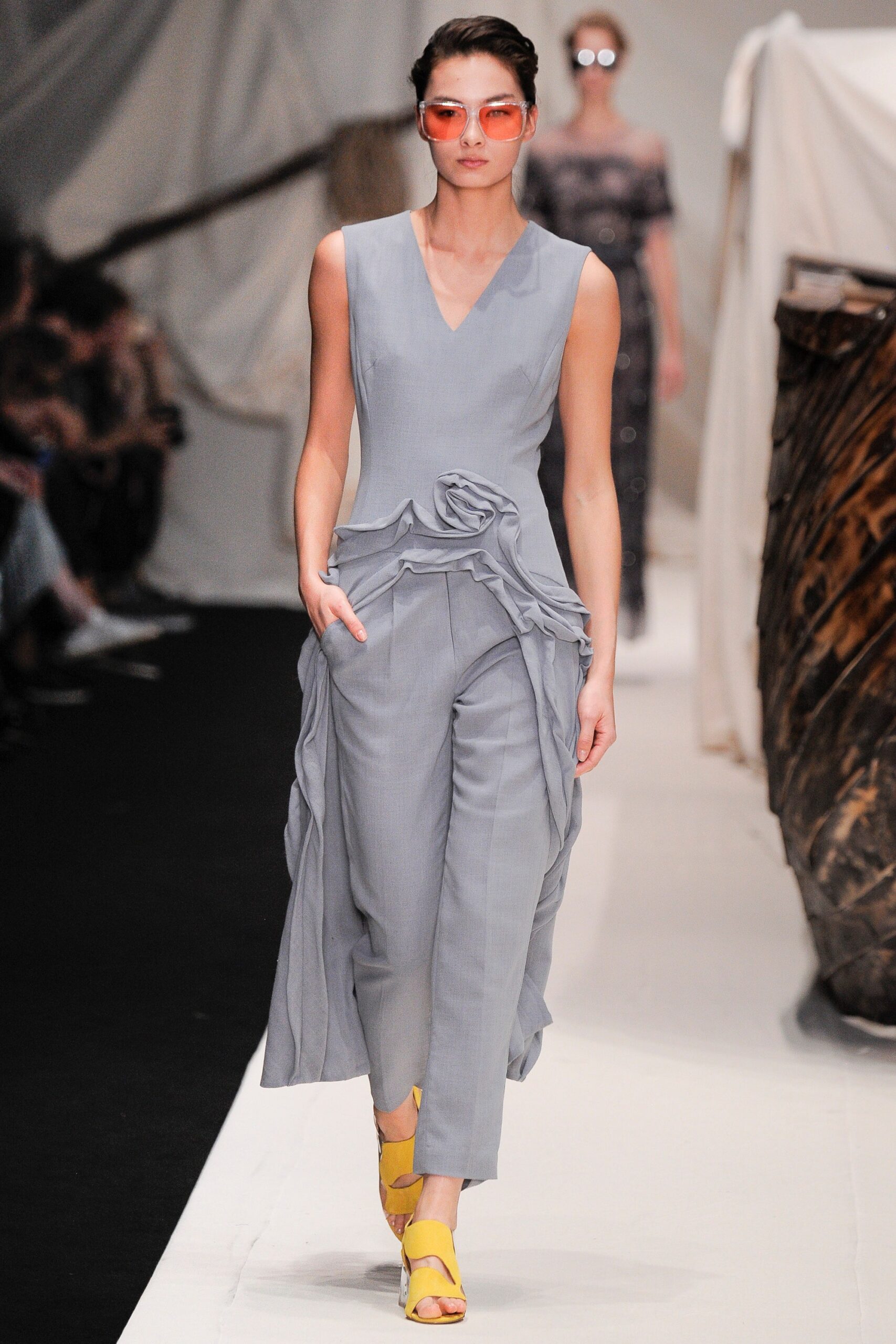 Alena Akhmadullina Russia S/S 16 Look 514