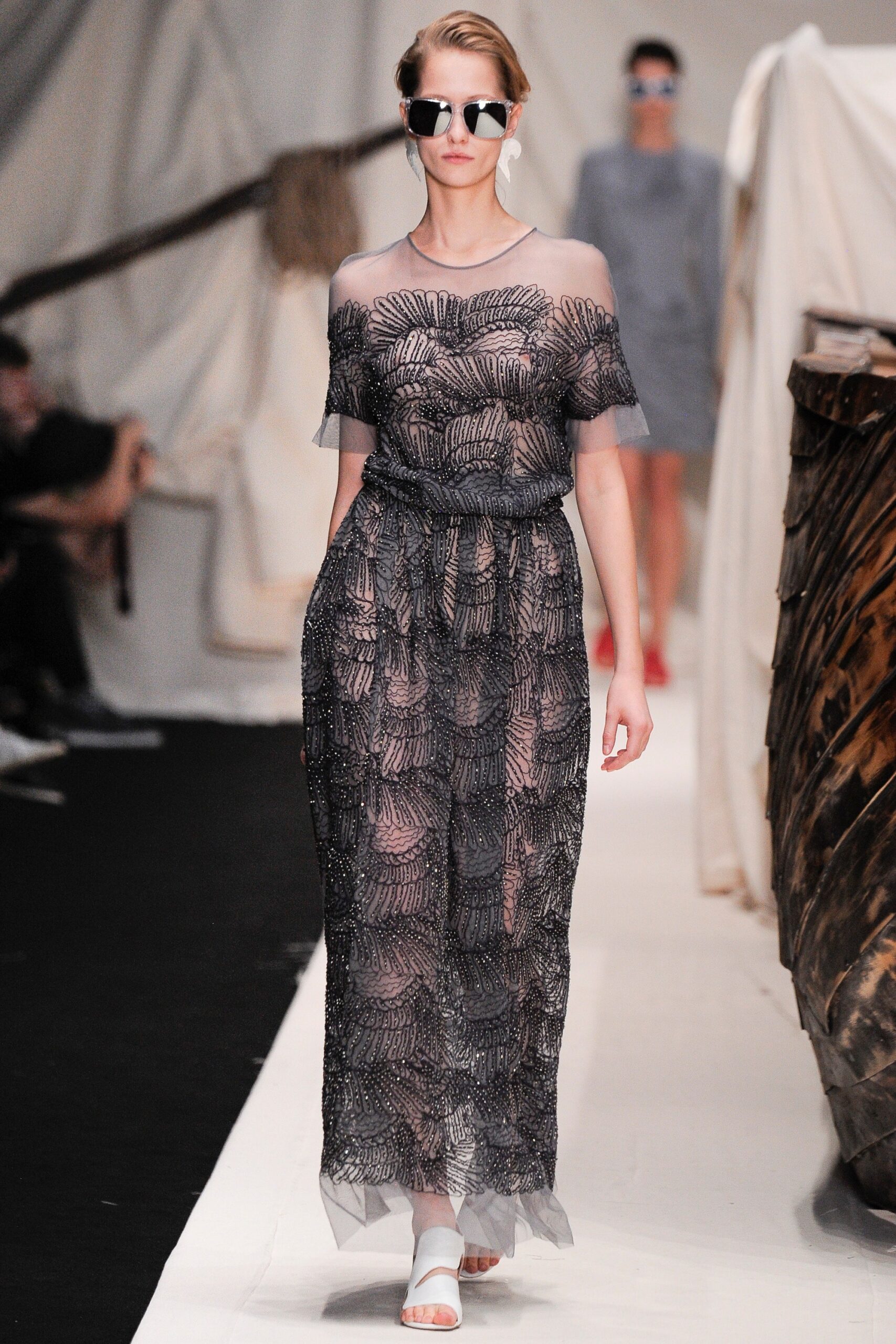 Alena Akhmadullina Russia S/S 16 Look 529