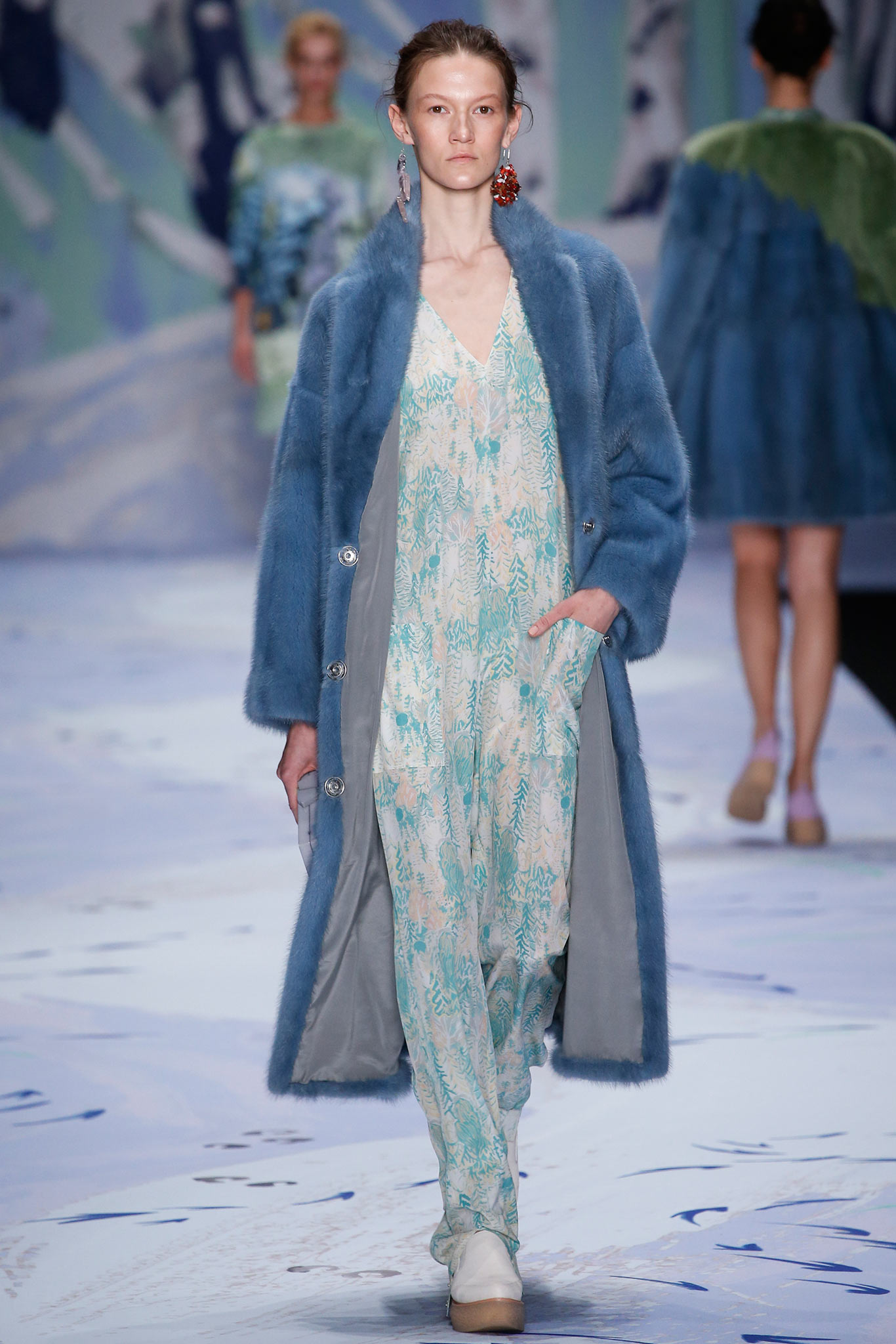 Alena Akhmadullina Russia F/W 15 Look 212