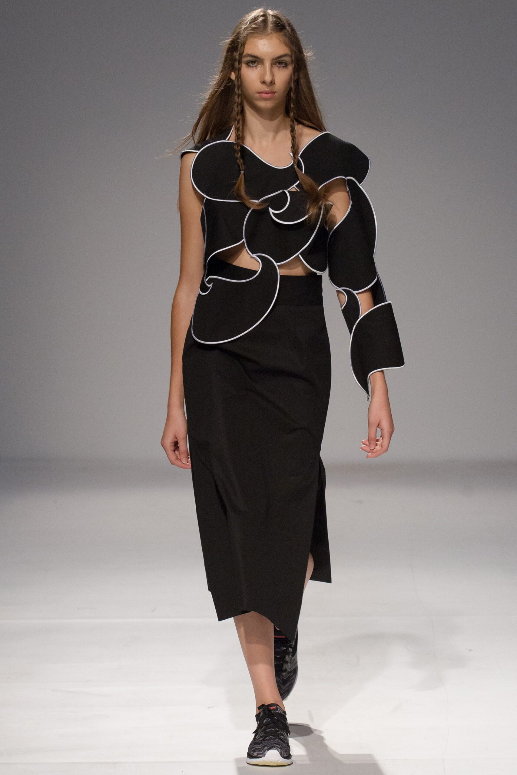 Alisa Kuzembaeva Kiev S/S 16 Look 89