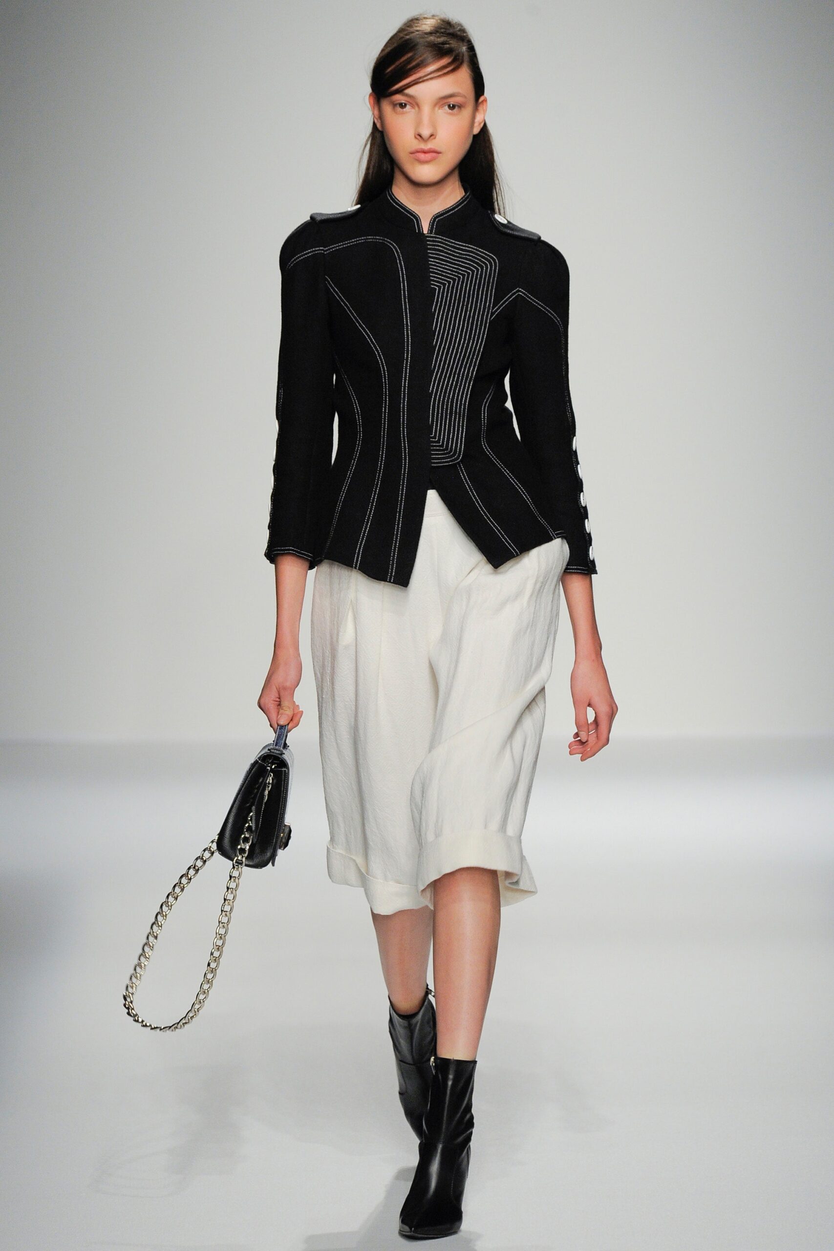 Andrew Gn S/S 16 Look 49