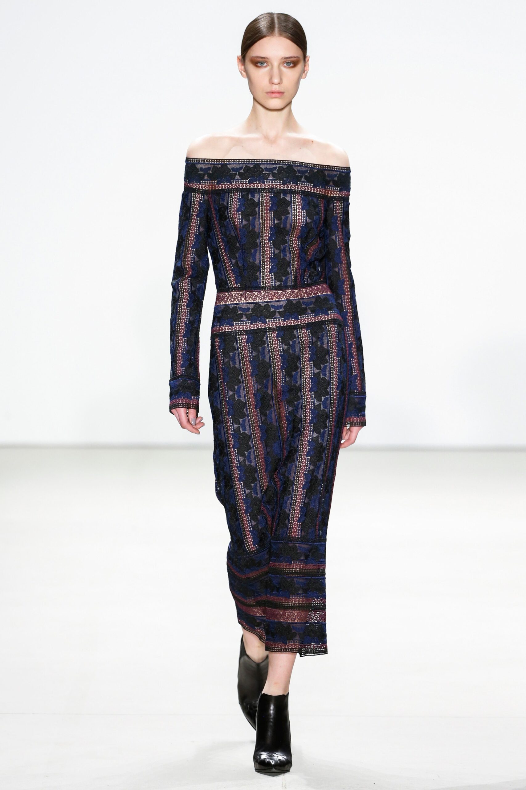 Yigal Azrouël F/W 16 Look 6