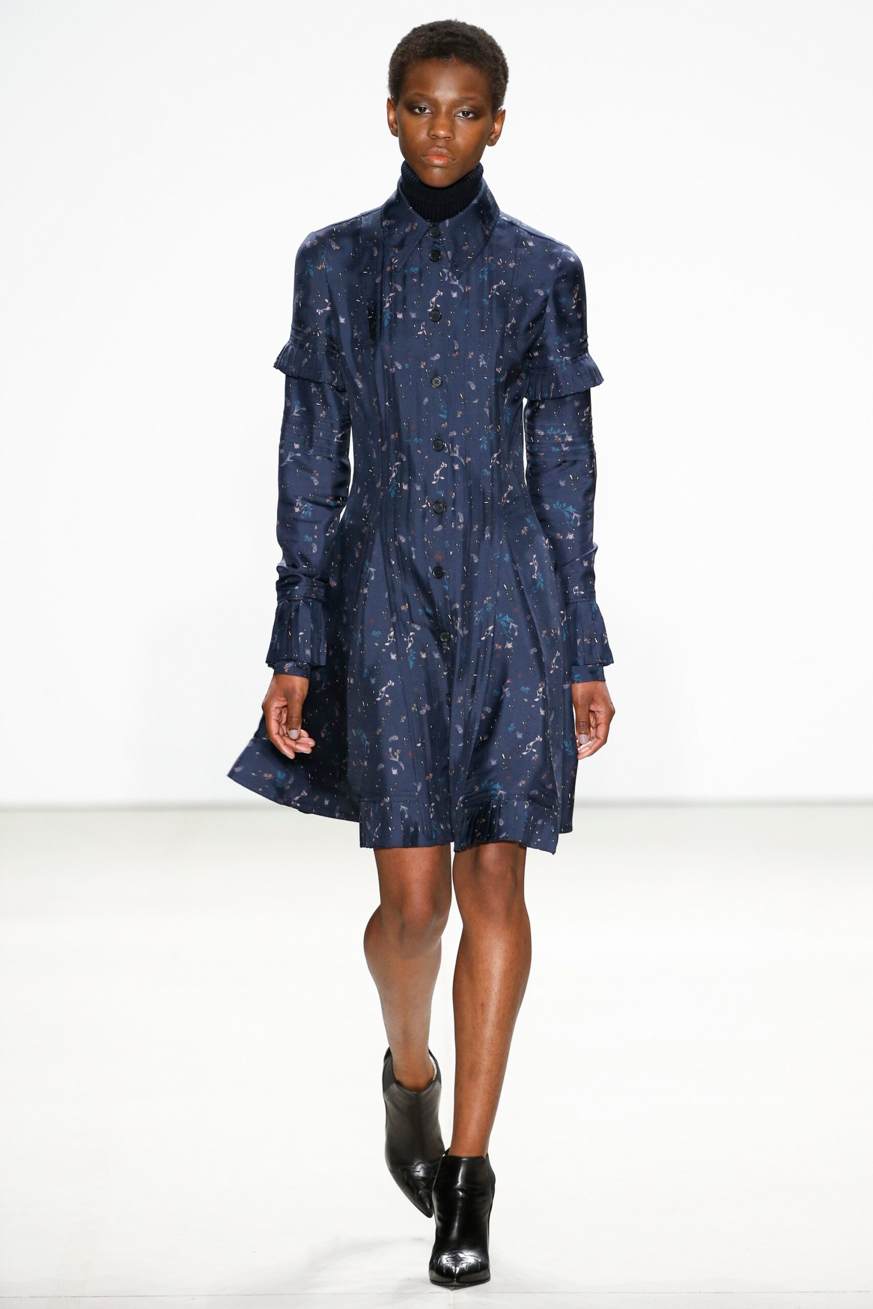 Yigal Azrouël F/W 16 Look 8