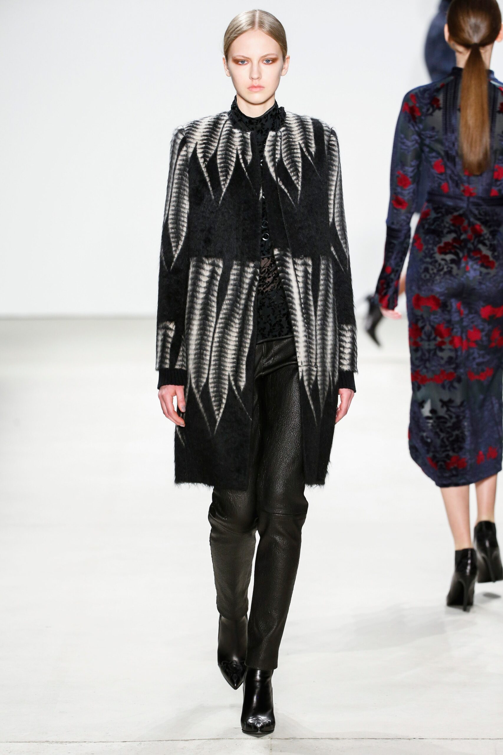Yigal Azrouël F/W 16 Look 10