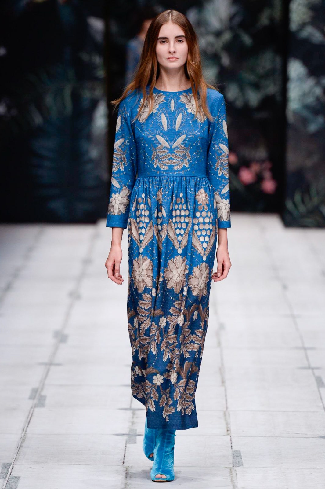 Alena Akhmadullina Russia S/S 17 Look 491