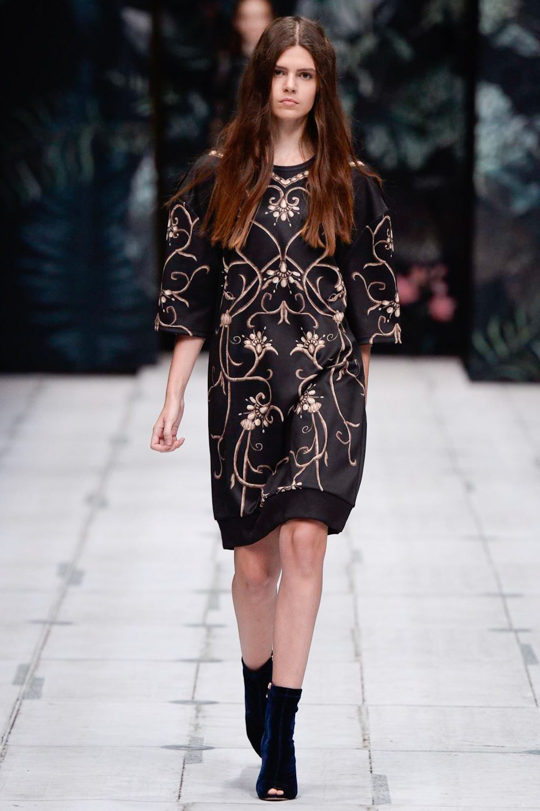 Alena Akhmadullina Russia S/S 17 Look 509