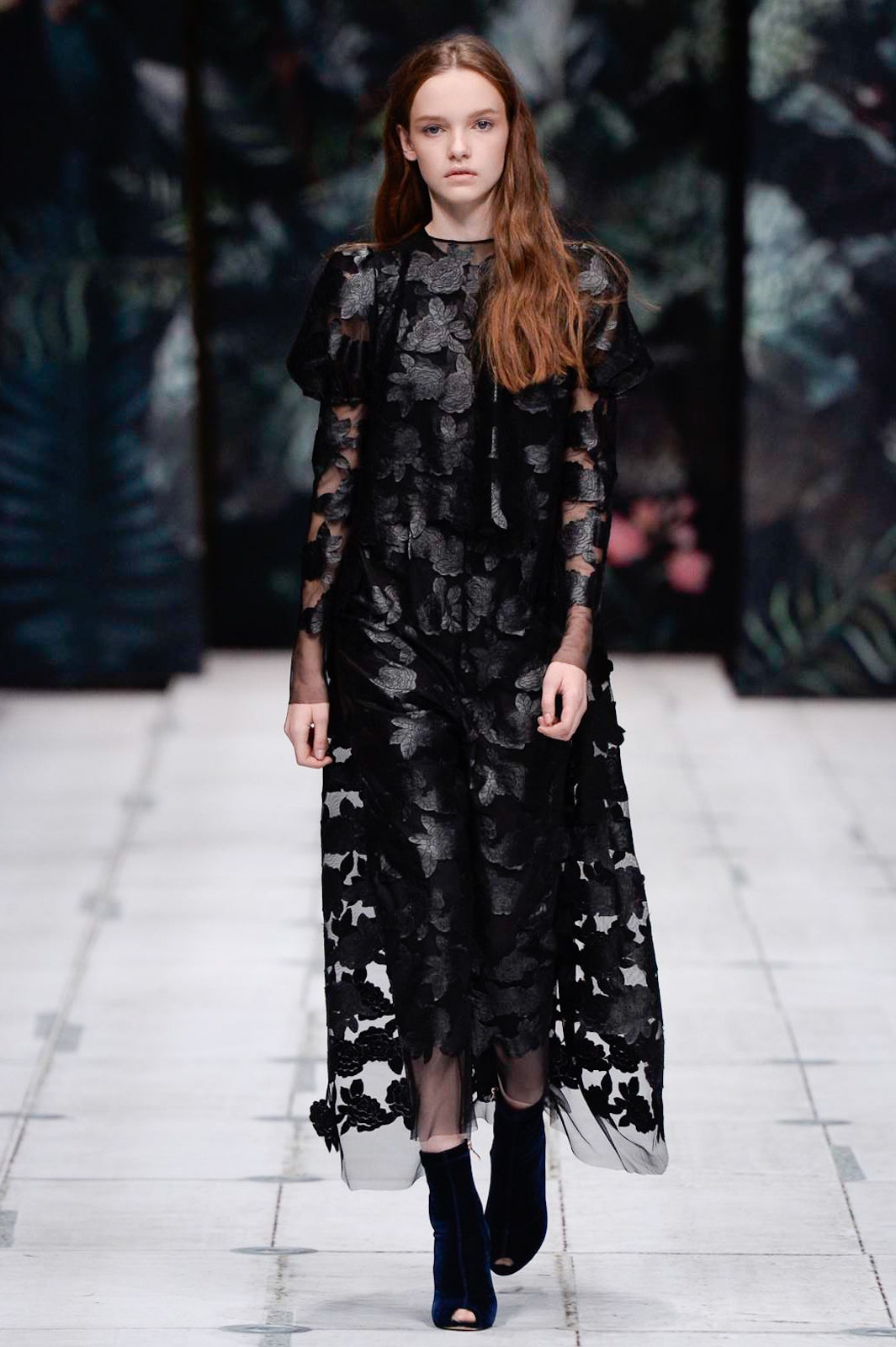 Alena Akhmadullina Russia S/S 17 Look 516