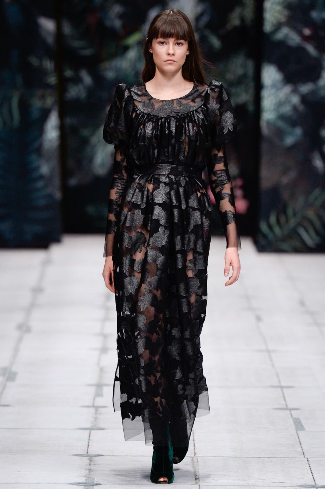 Alena Akhmadullina Russia S/S 17 Look 526