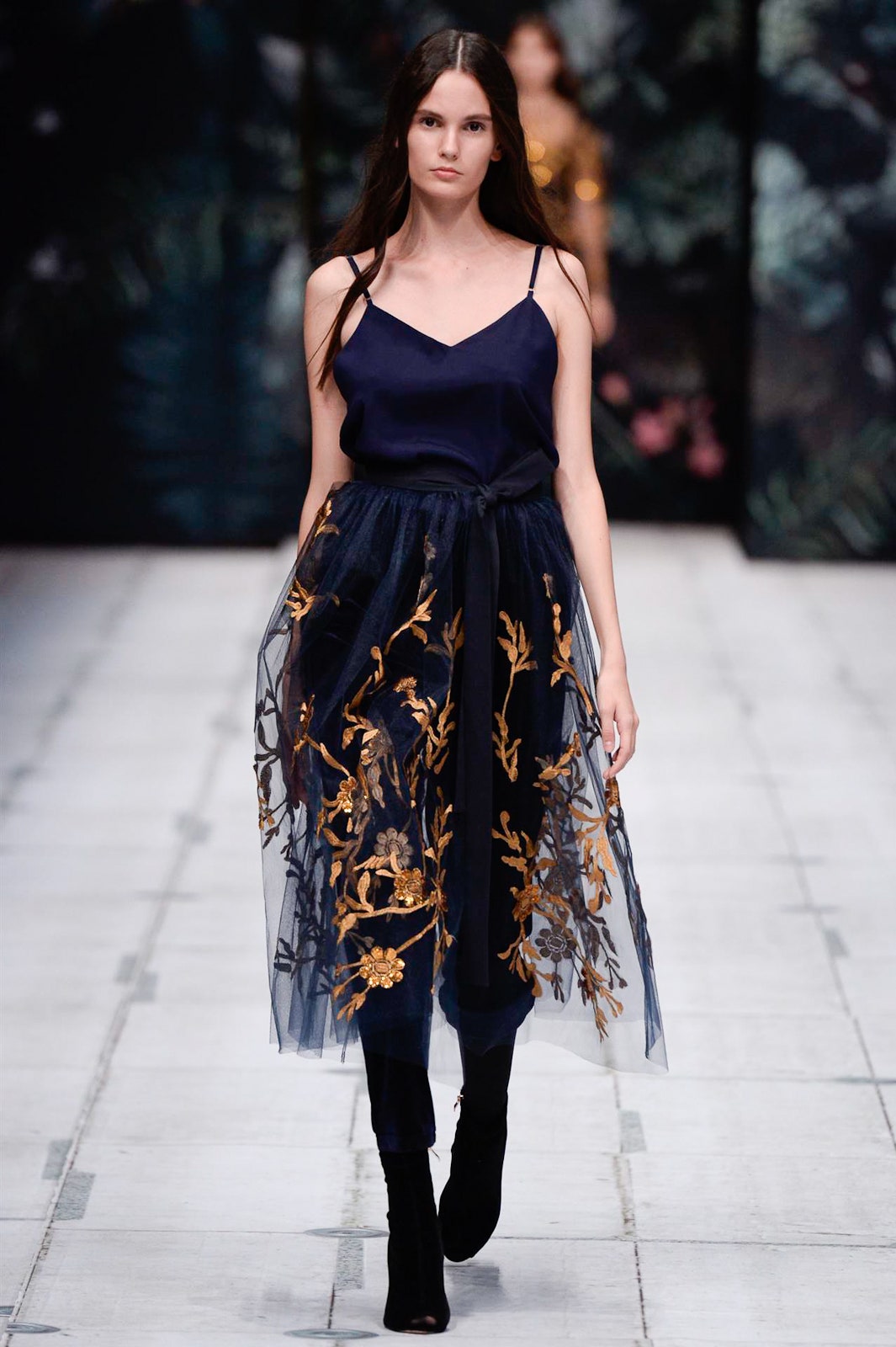 Alena Akhmadullina Russia S/S 17 Look 581