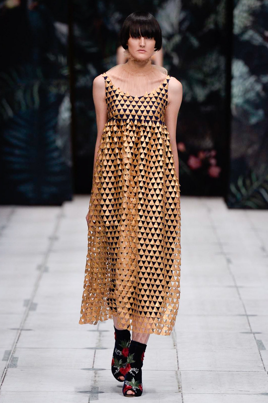 Alena Akhmadullina Russia S/S 17 Look 621