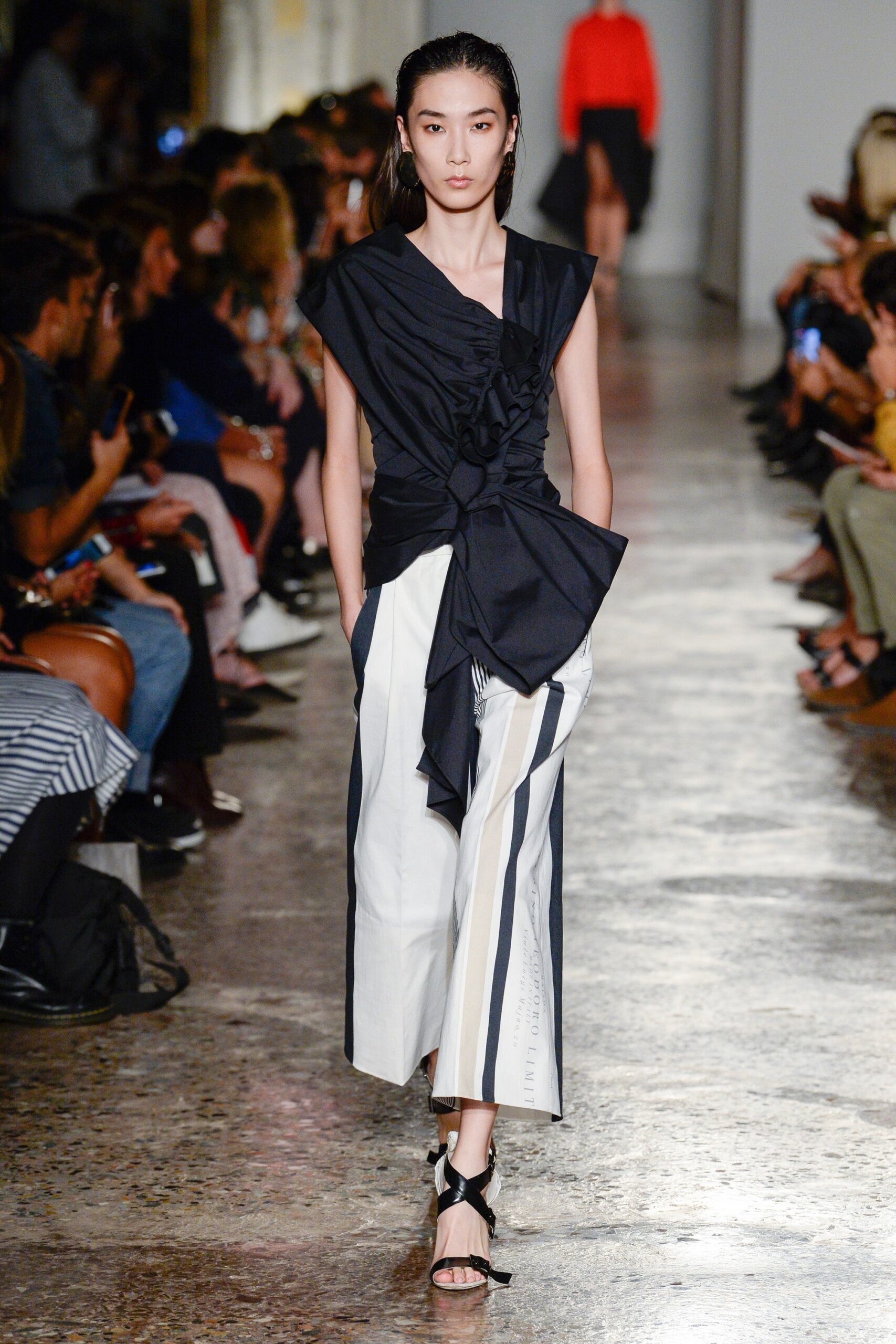 A. Teodoro S/S 18 Look 133