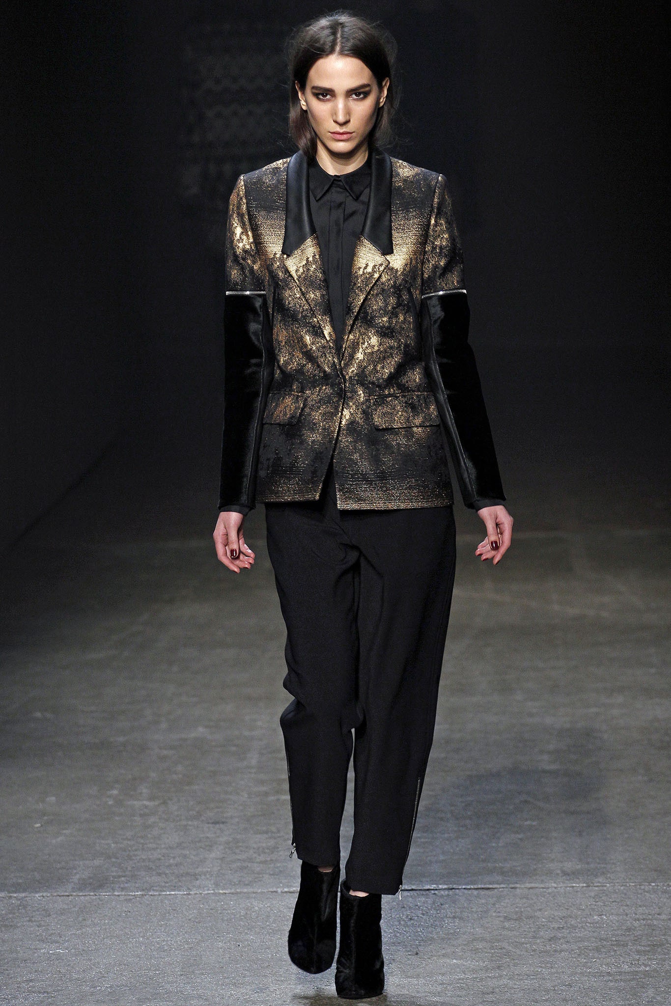 Yigal Azrouël F/W 13 Look 27