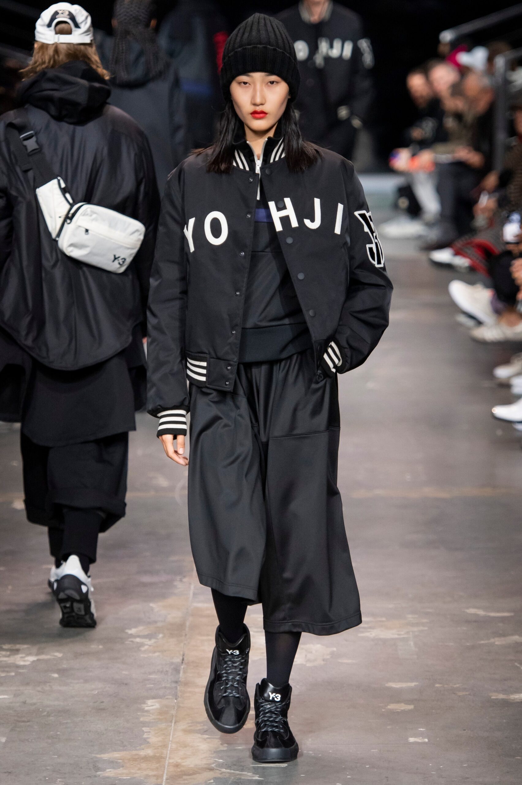 Y-3 F/W 19 Look 11