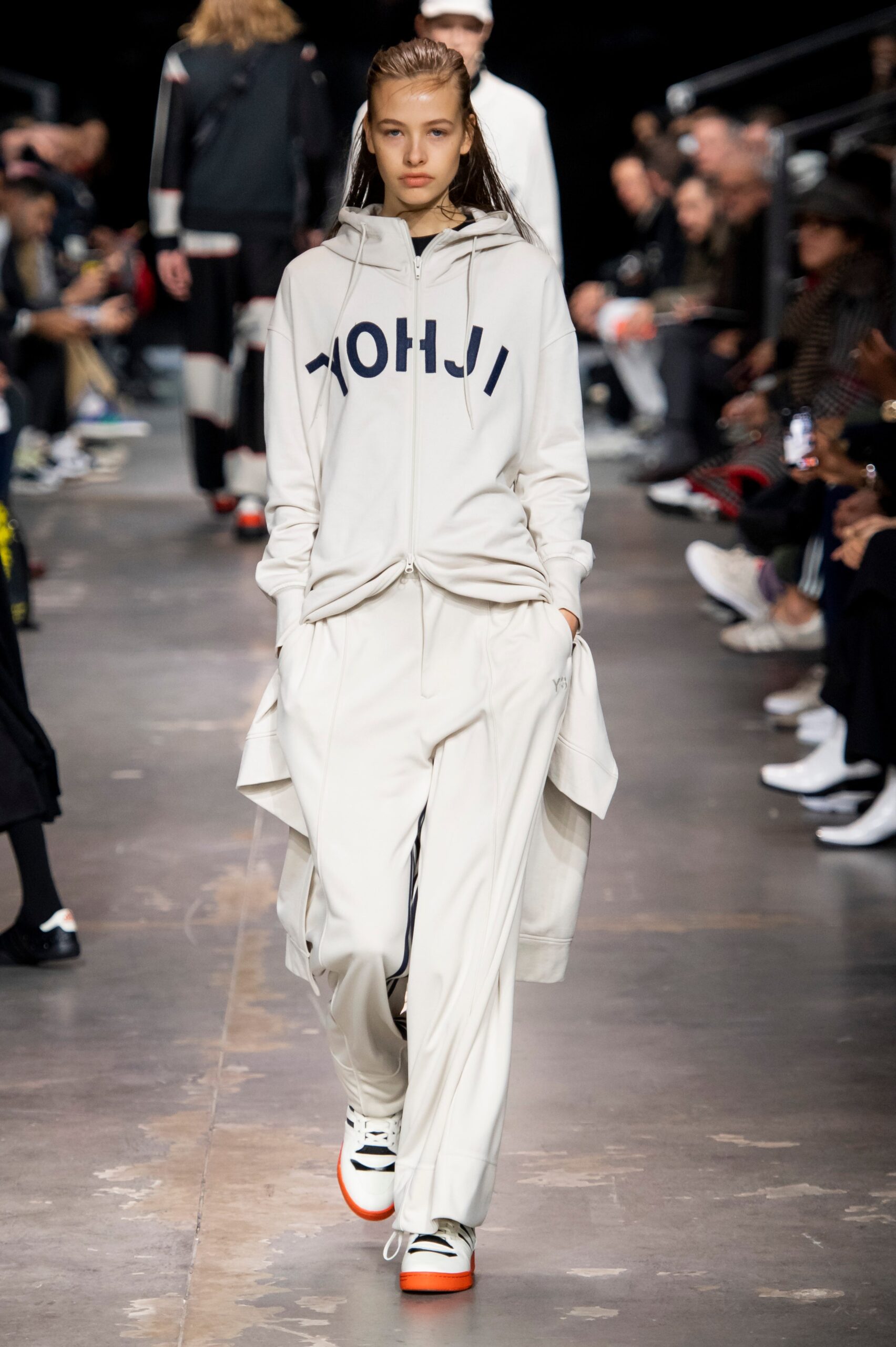 Y-3 F/W 19 Look 12