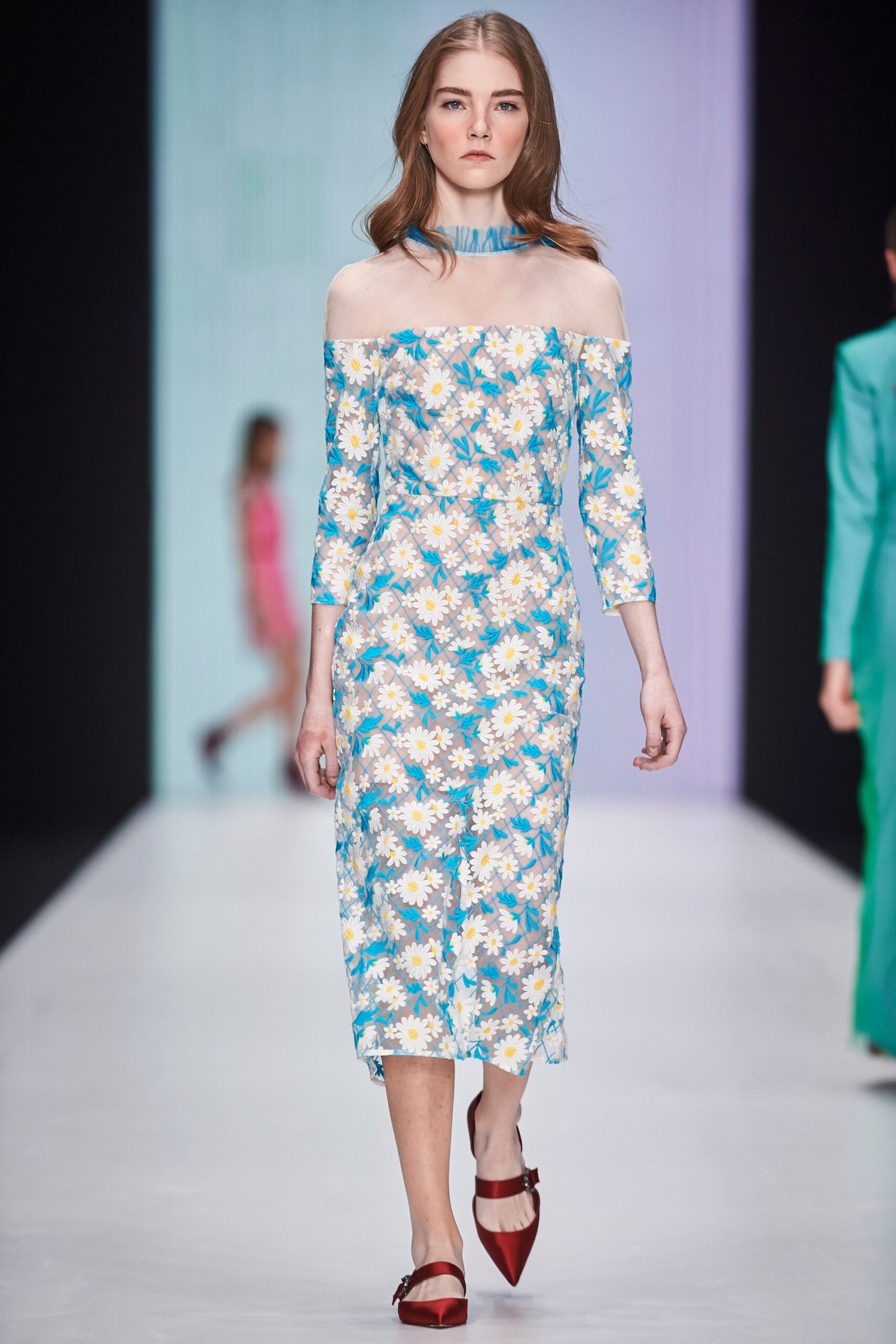 Yasya Minochkina Russia S/S 18 Look 5