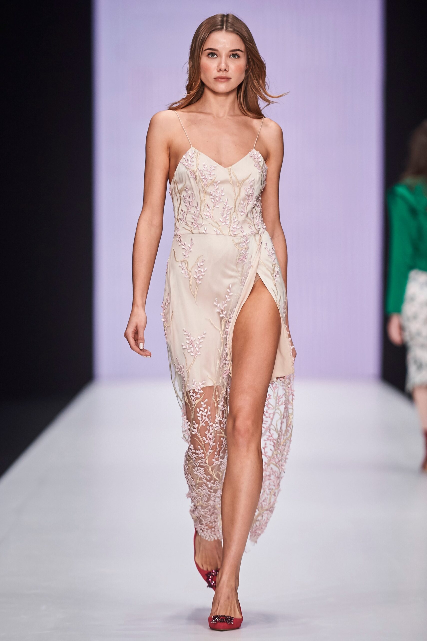 Yasya Minochkina Russia S/S 18 Look 8