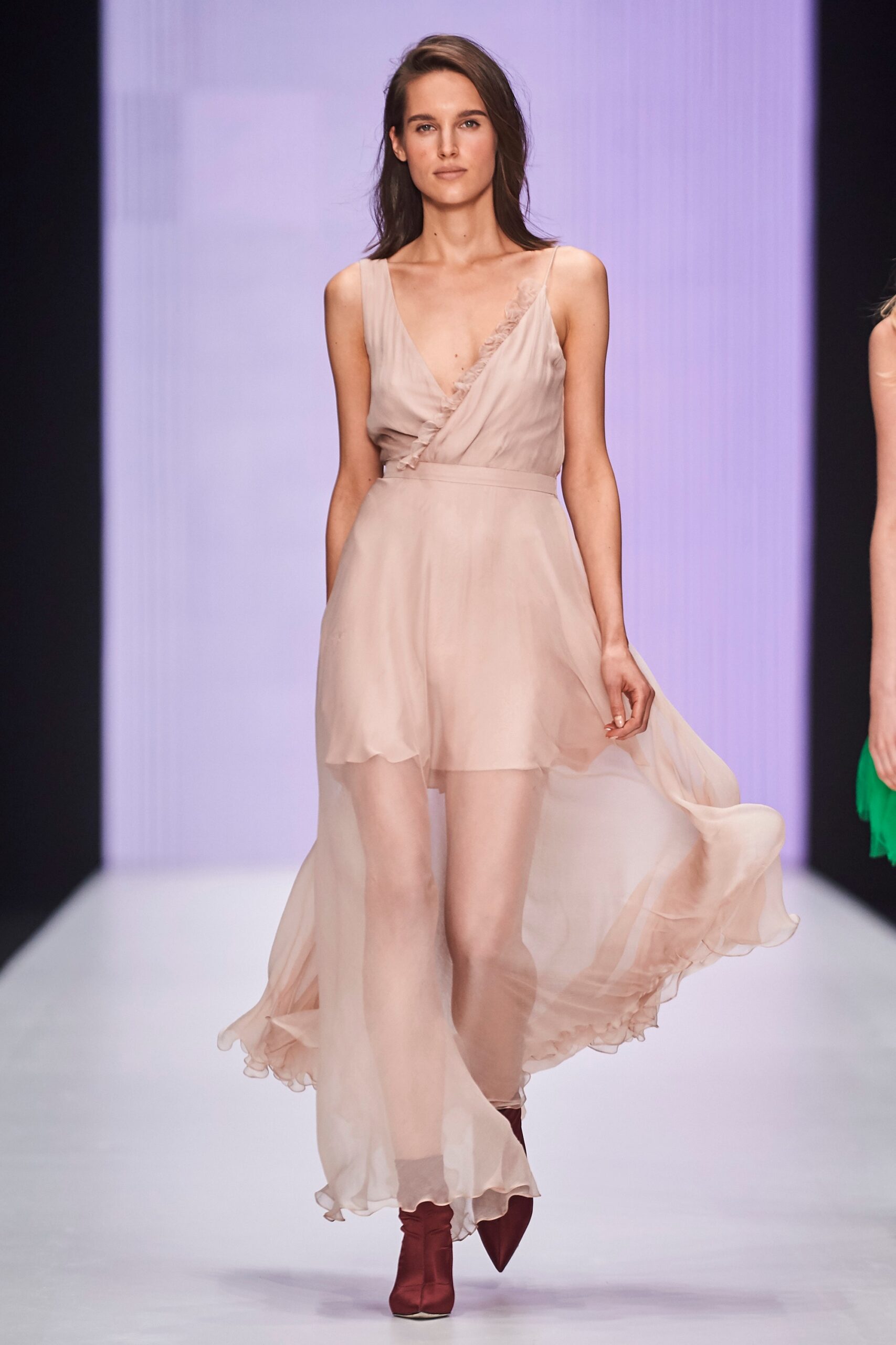 Yasya Minochkina Russia S/S 18 Look 16