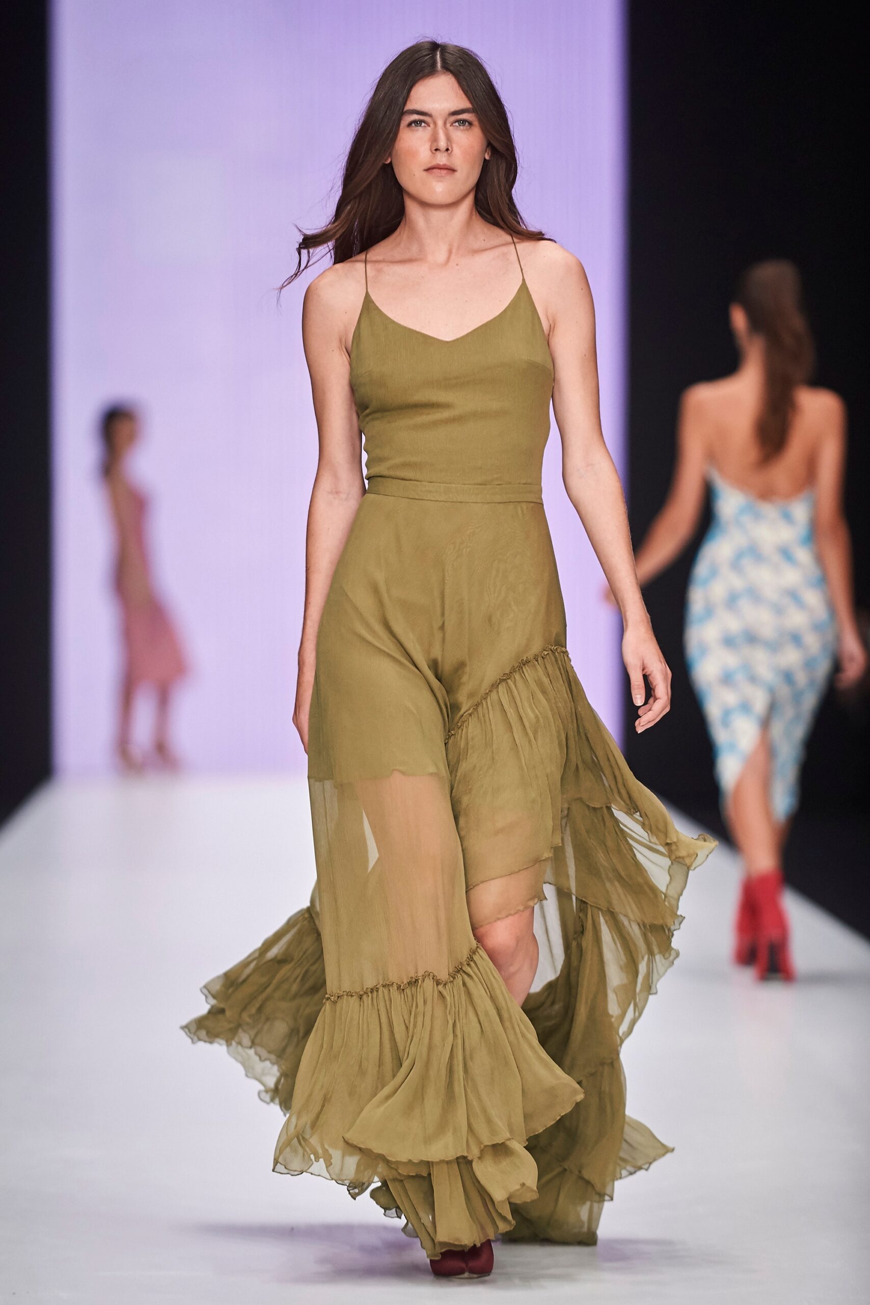 Yasya Minochkina Russia S/S 18 Look 34