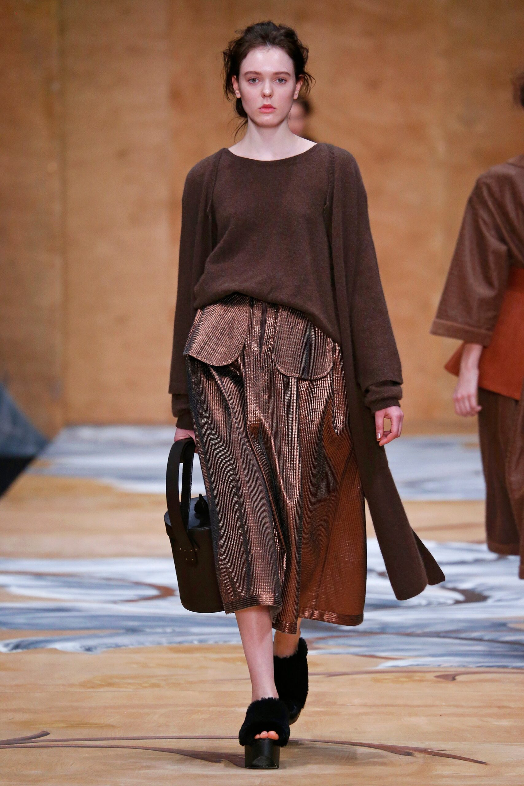 Alena Akhmadullina Russia F/W 16 Look 324