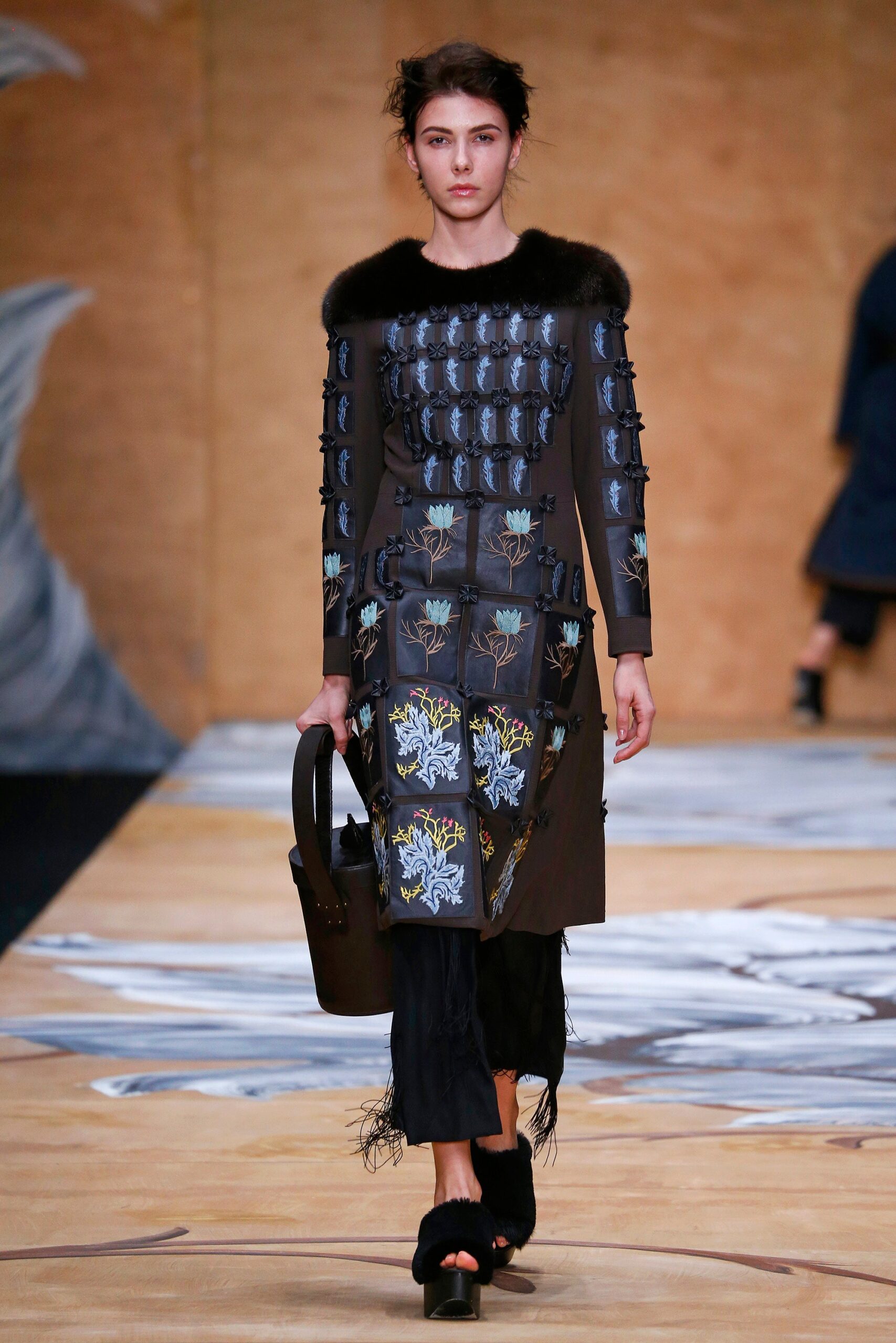 Alena Akhmadullina Russia F/W 16 Look 399