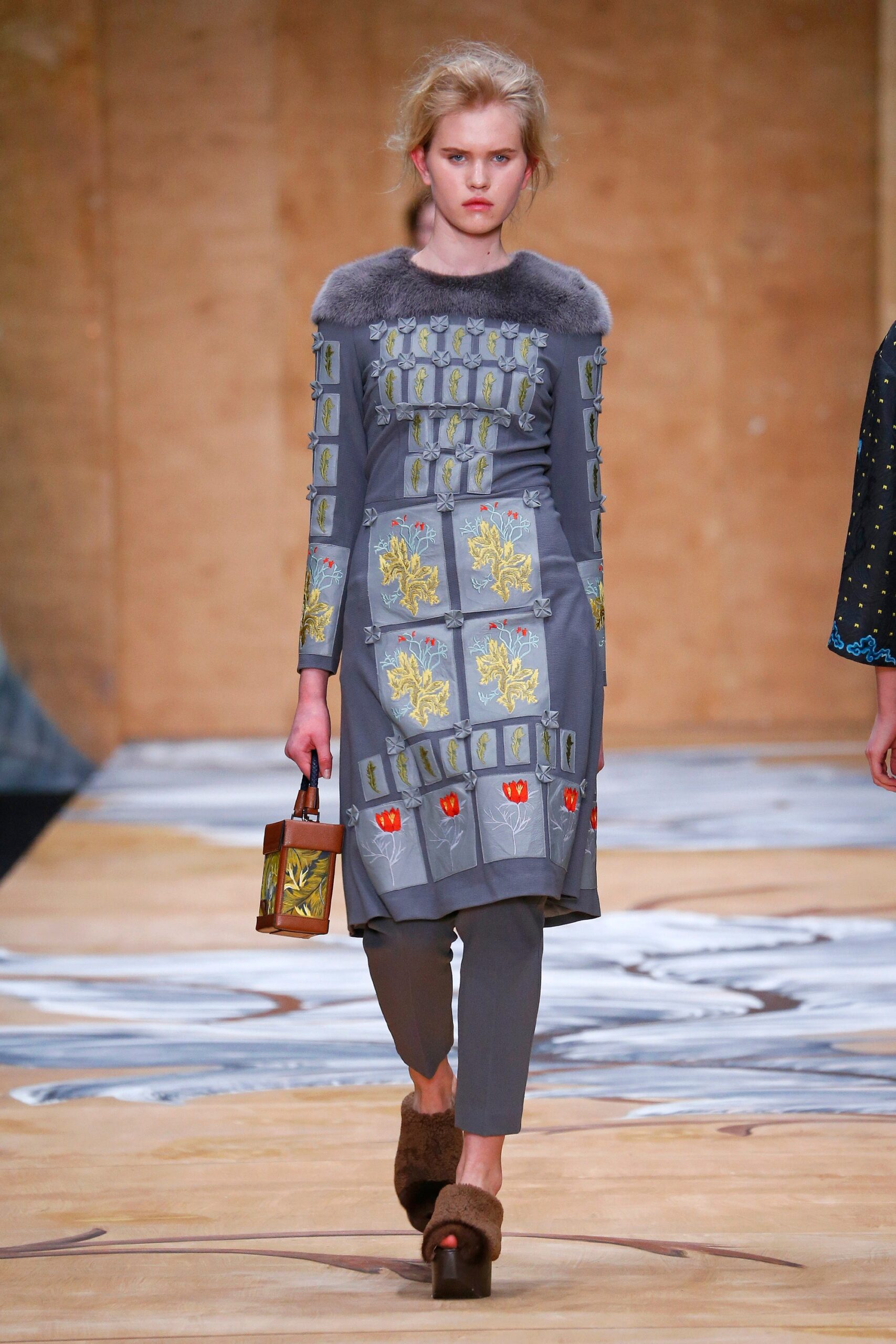 Alena Akhmadullina Russia F/W 16 Look 417