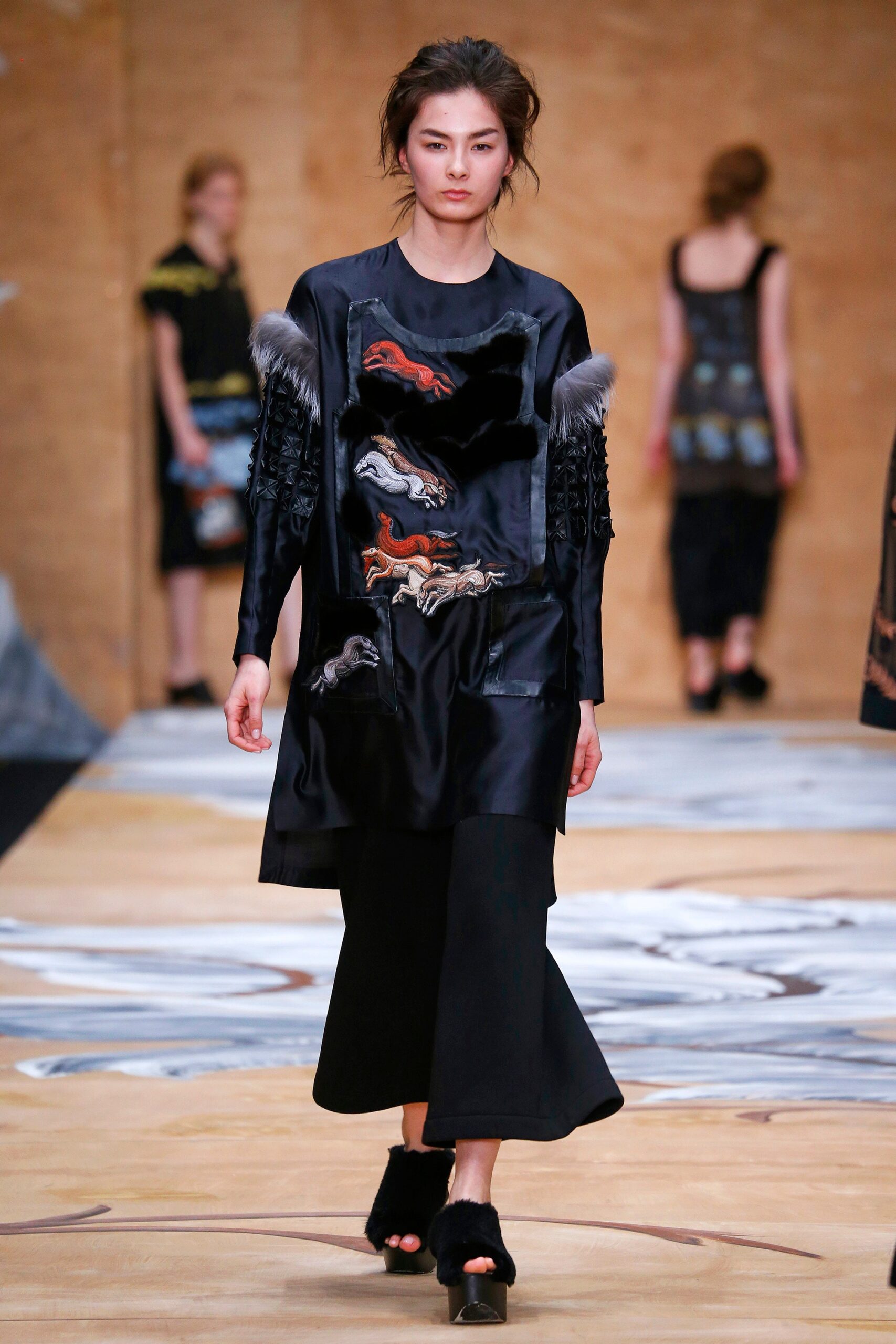 Alena Akhmadullina Russia F/W 16 Look 438