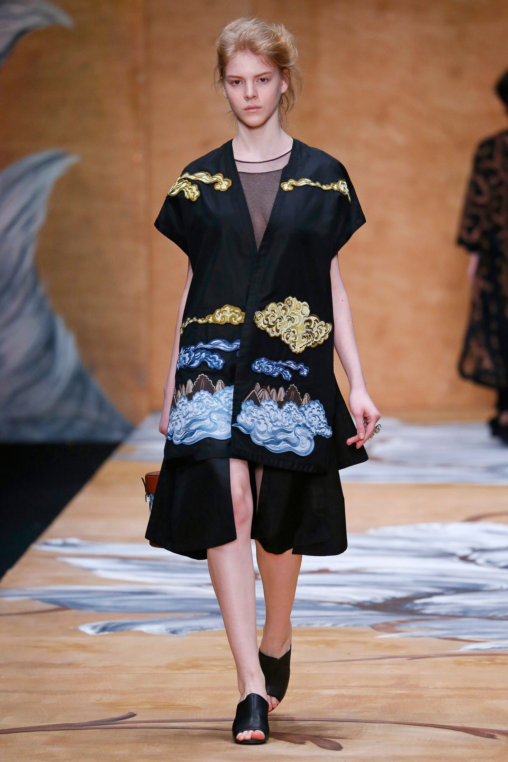 Alena Akhmadullina Russia F/W 16 Look 451
