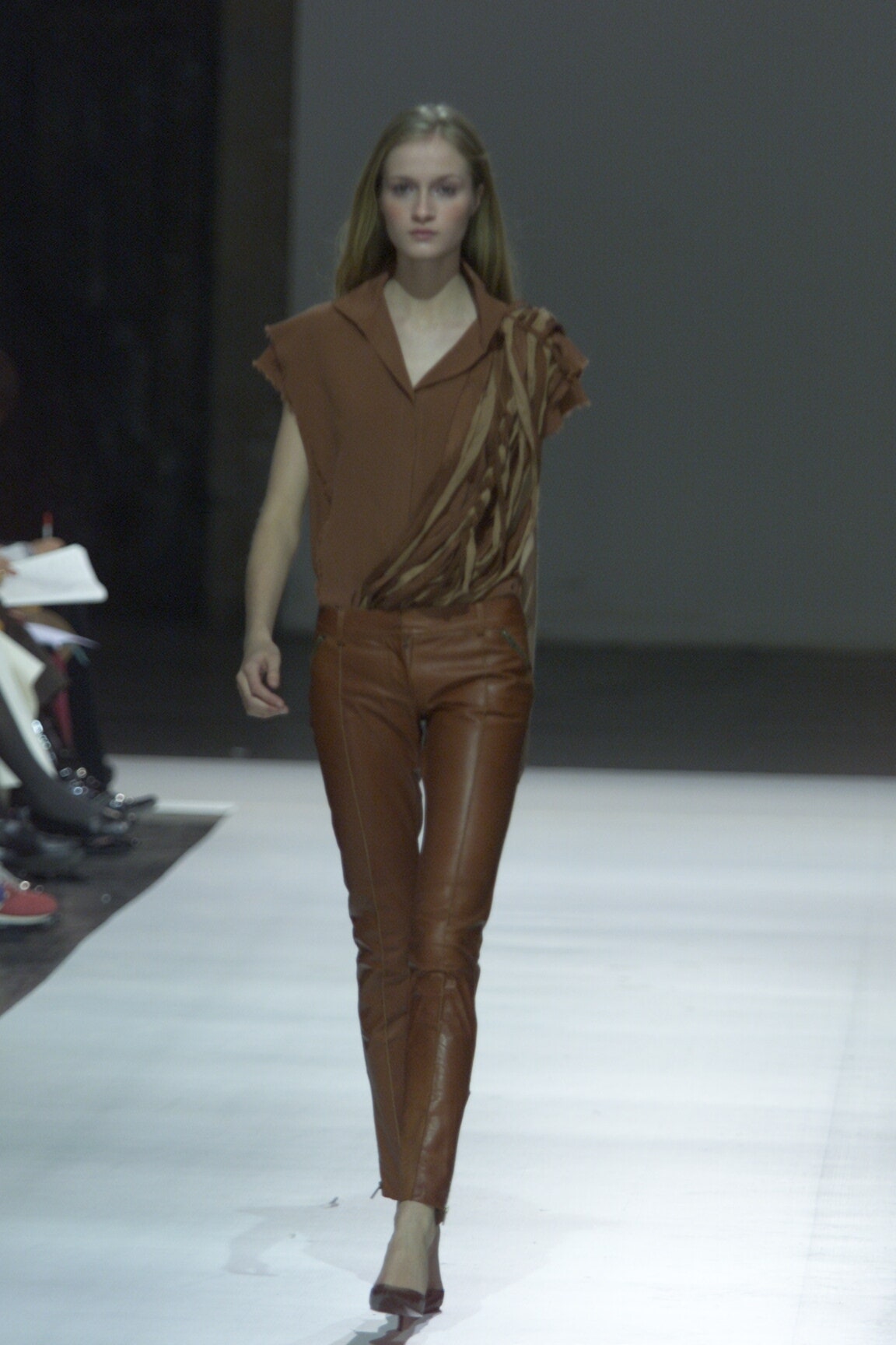 Balenciaga F/W 00 Look 151