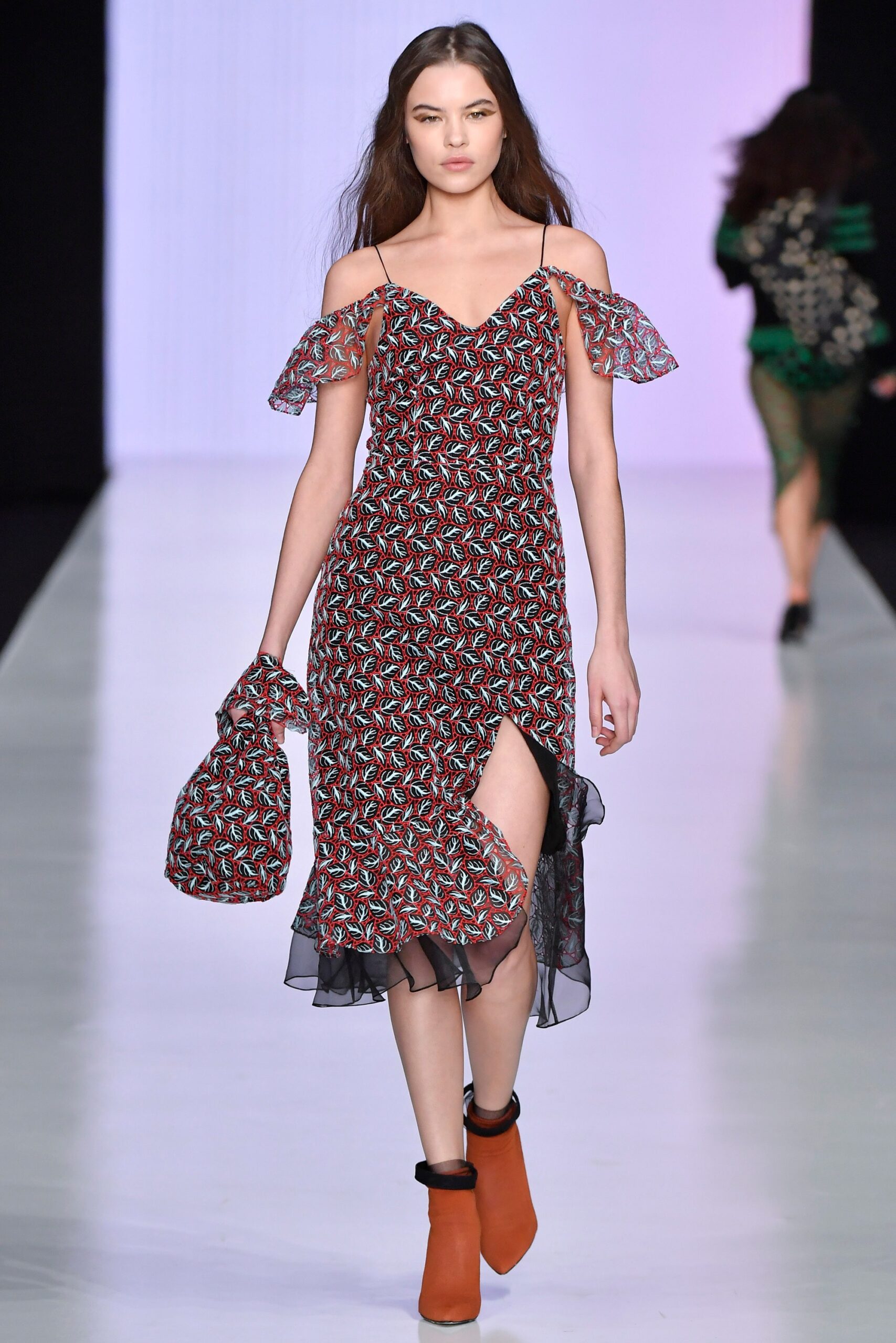 Yasya Minochkina Russia F/W 17 Look 8