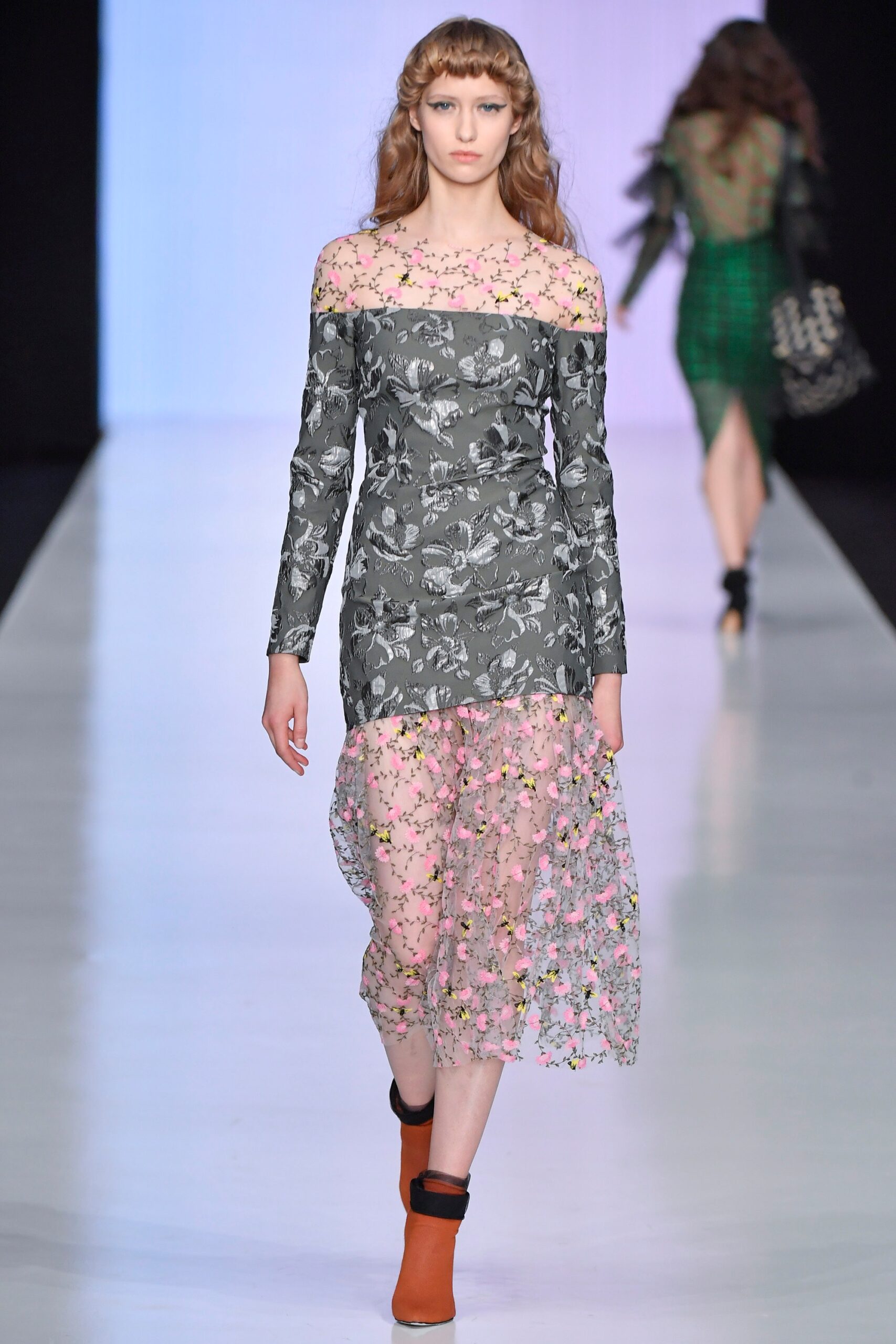 Yasya Minochkina Russia F/W 17 Look 16