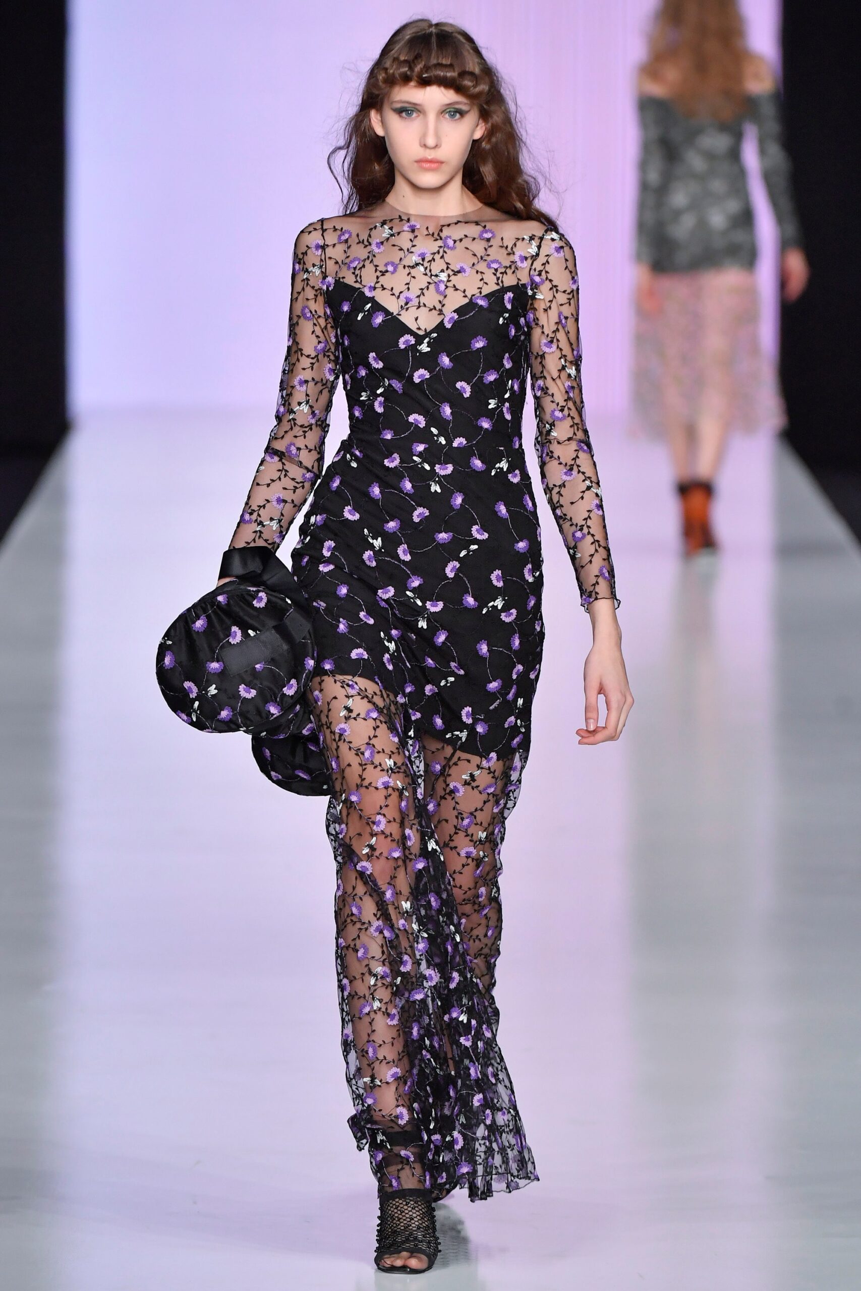 Yasya Minochkina Russia F/W 17 Look 17