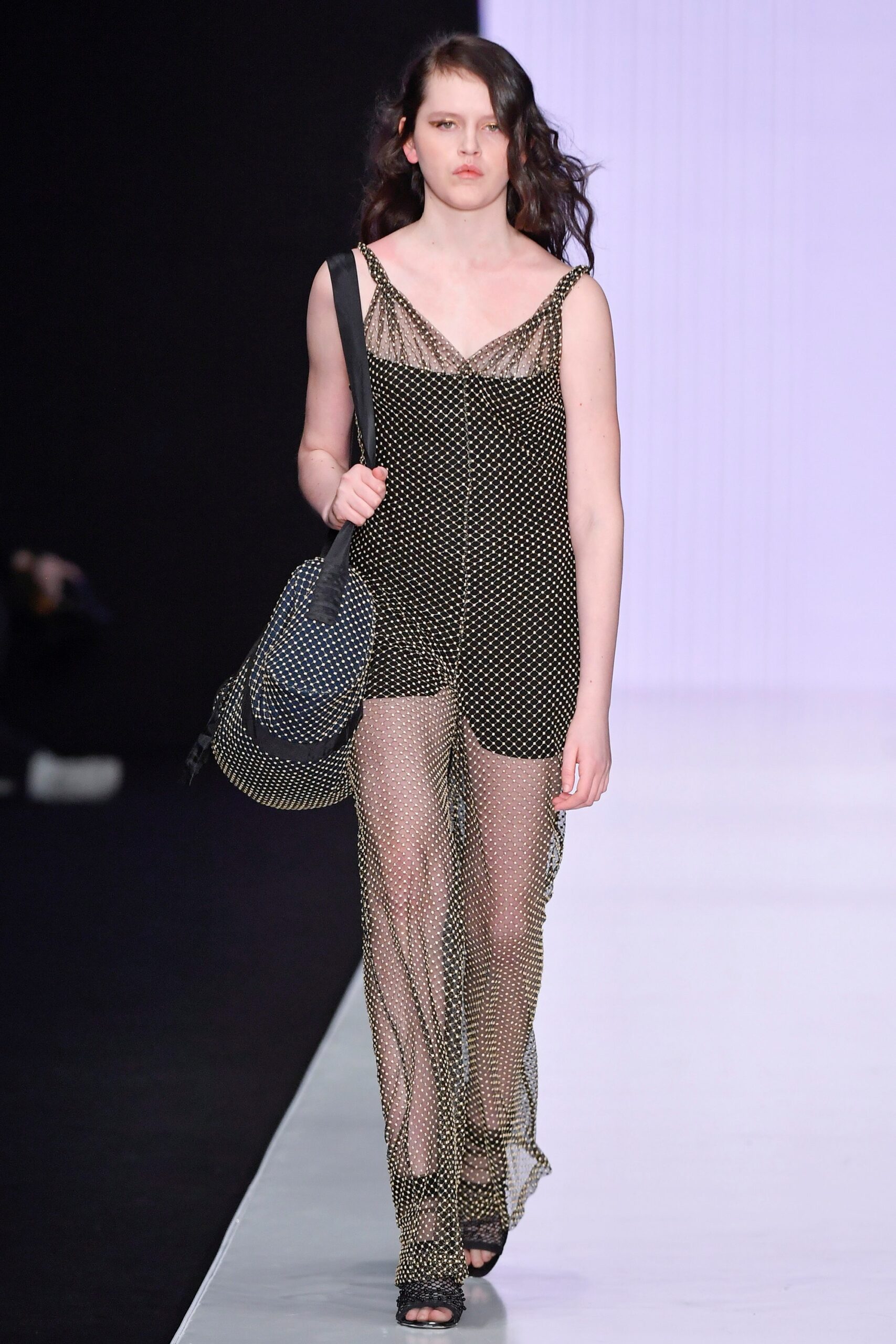 Yasya Minochkina Russia F/W 17 Look 32