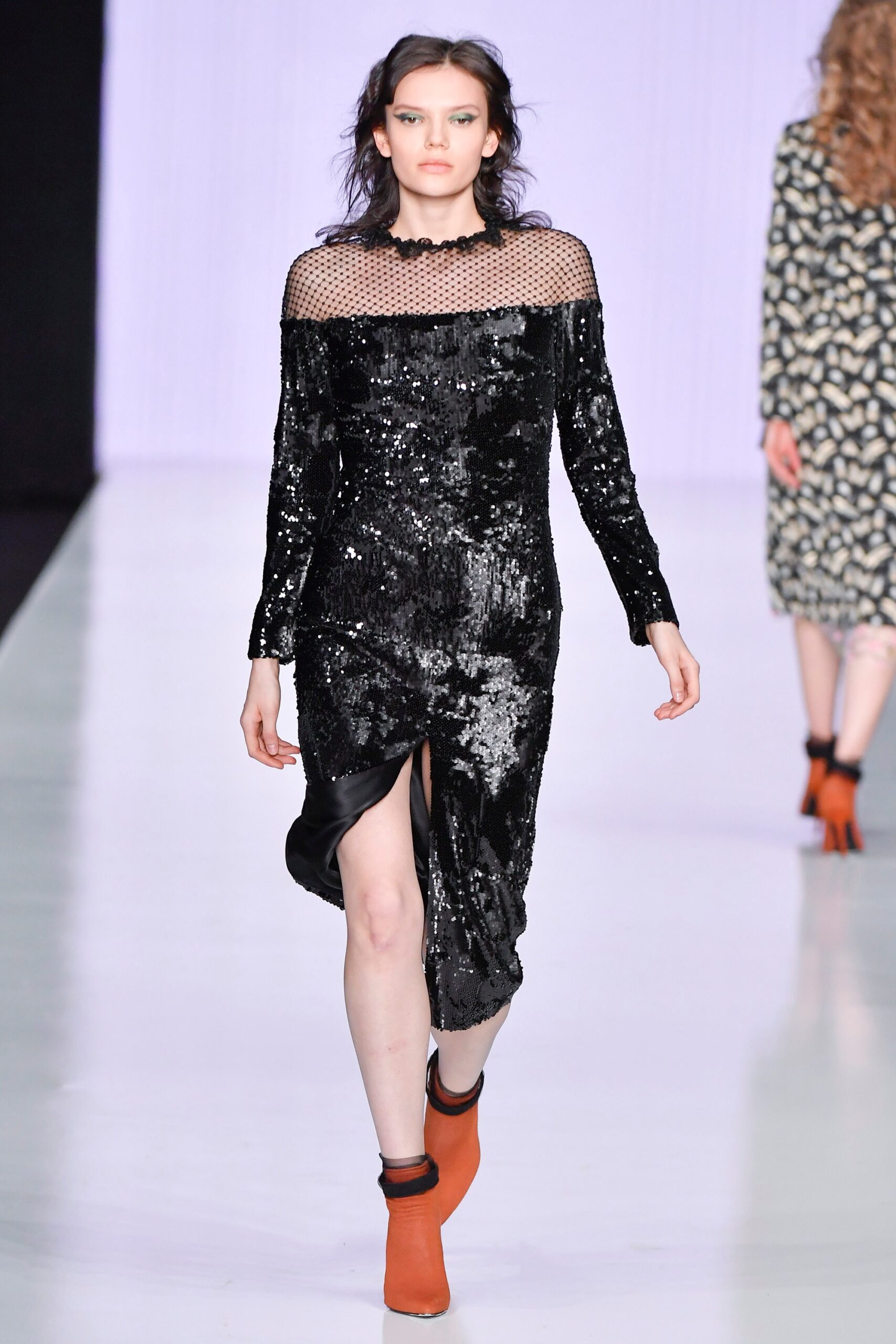 Yasya Minochkina Russia F/W 17 Look 41