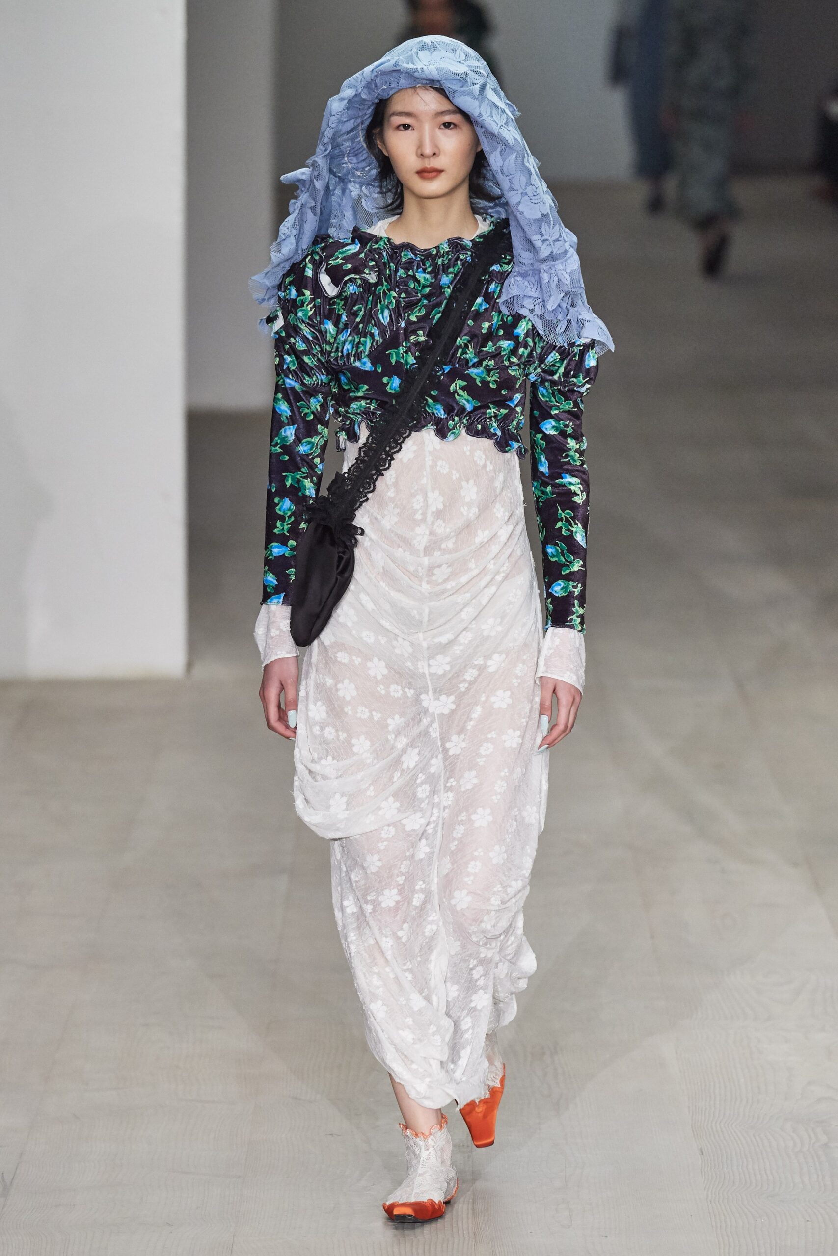 Yuhan Wang F/W 20 Look 9