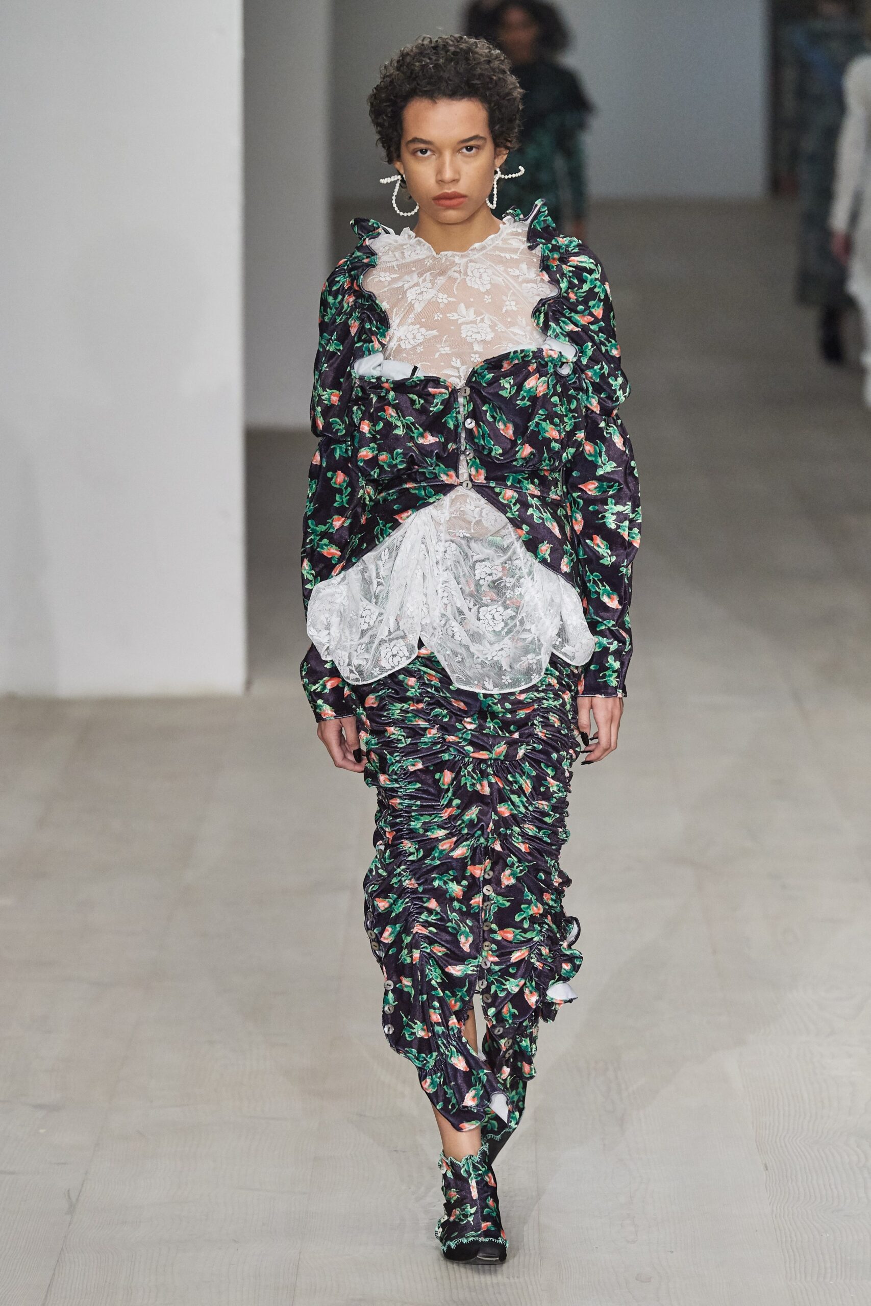Yuhan Wang F/W 20 Look 10