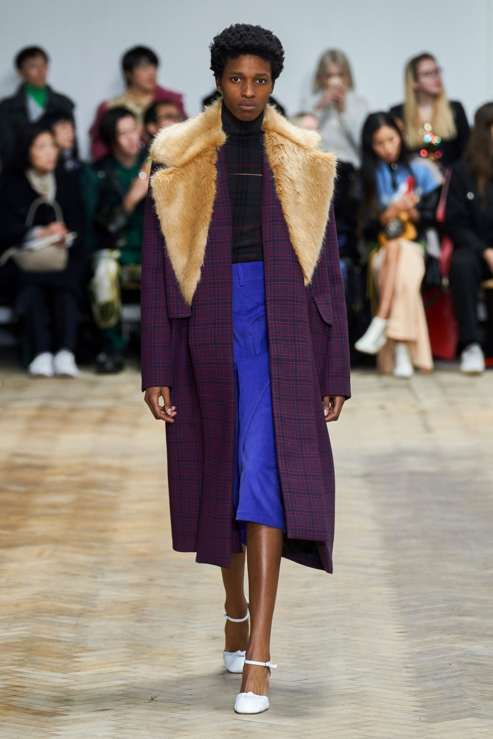 A.W.A.K.E. MODE F/W 19 Look 620