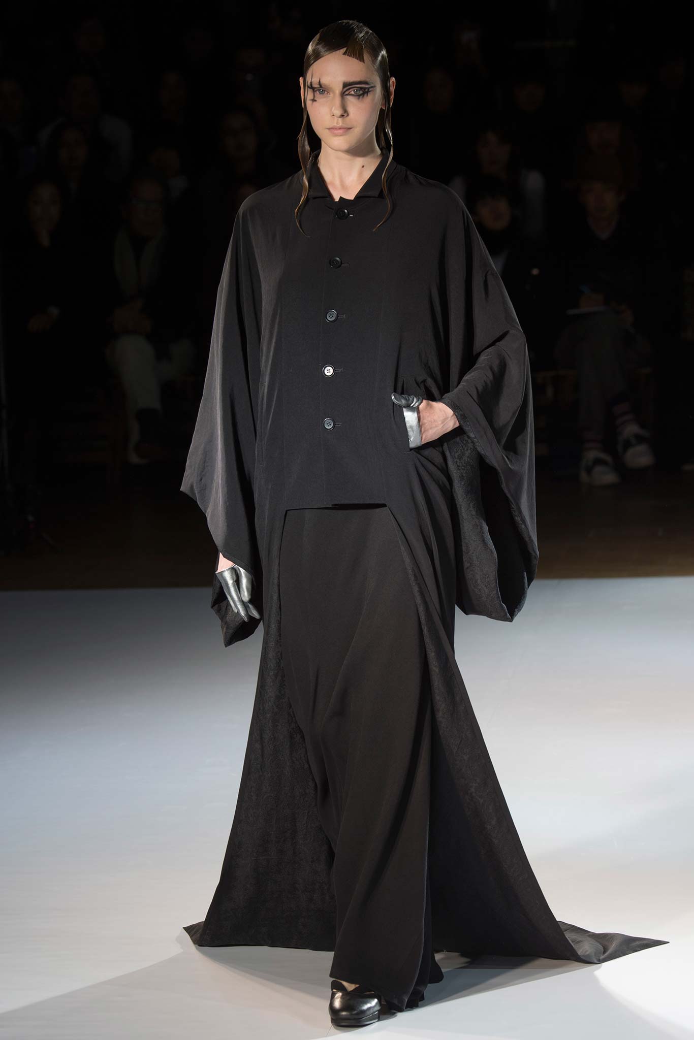 Yohji Yamamoto F/W 15 Look 5