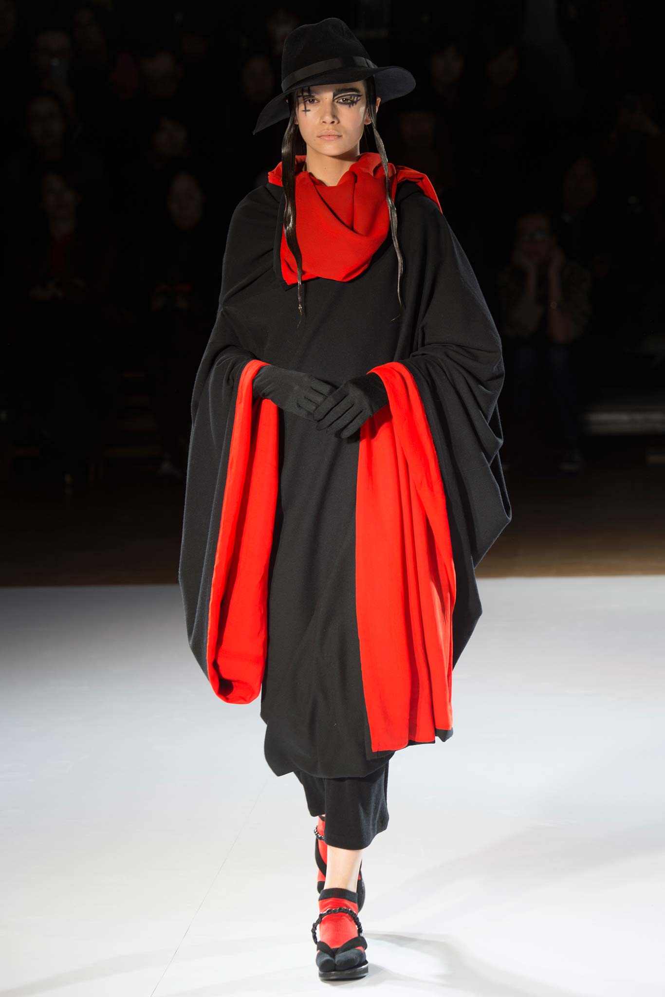 Yohji Yamamoto F/W 15 Look 7