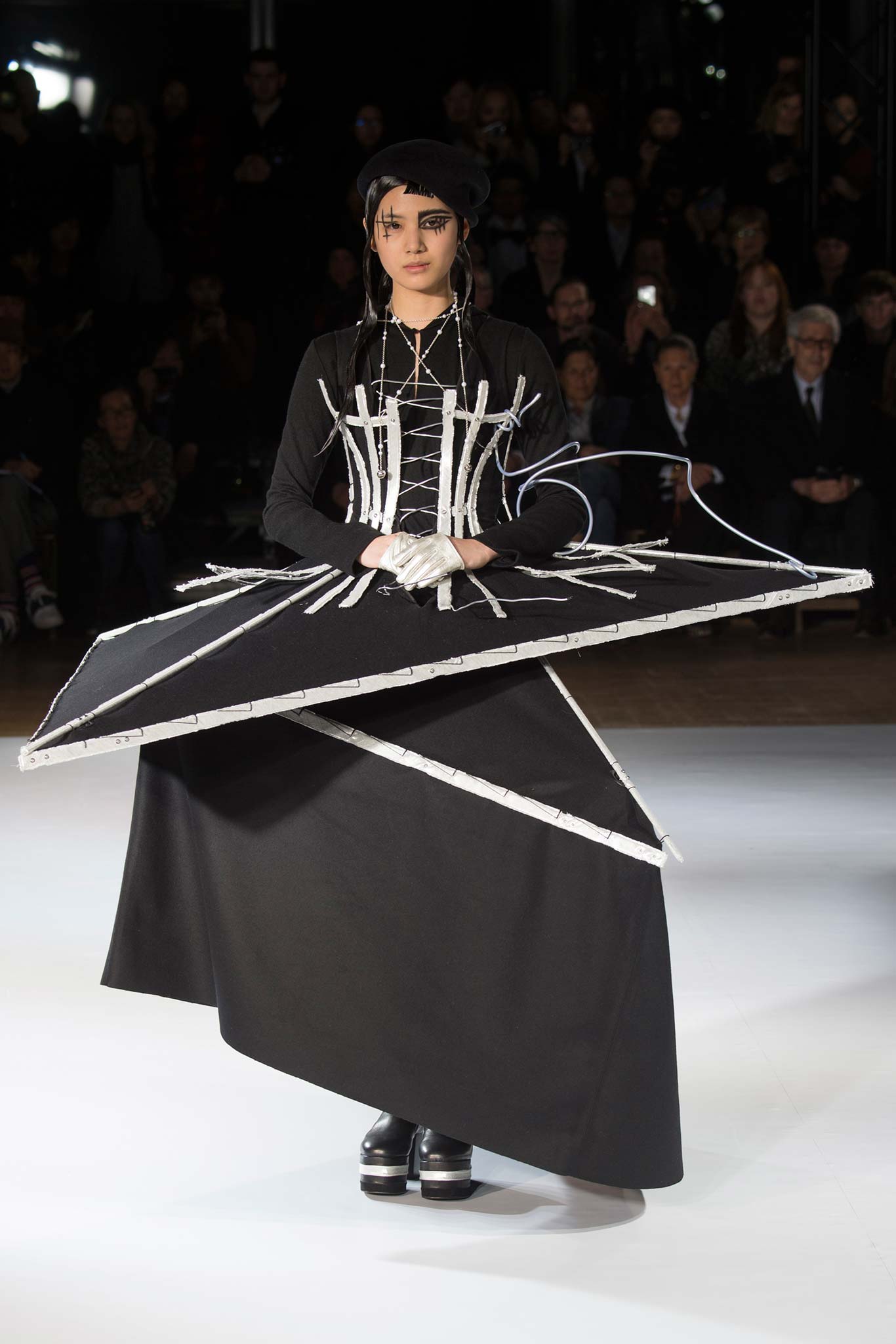 Yohji Yamamoto F/W 15 Look 22