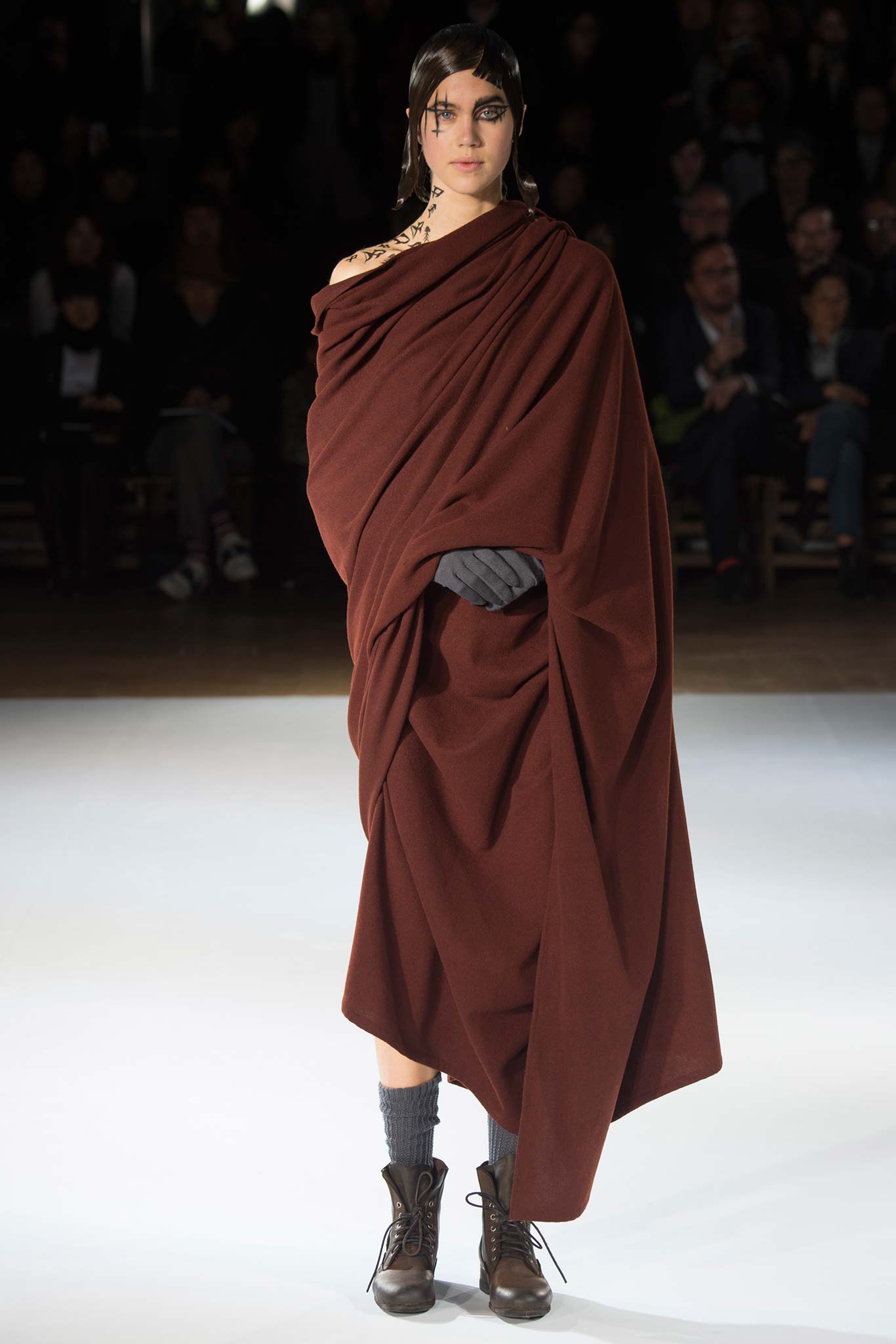 Yohji Yamamoto F/W 15 Look 27