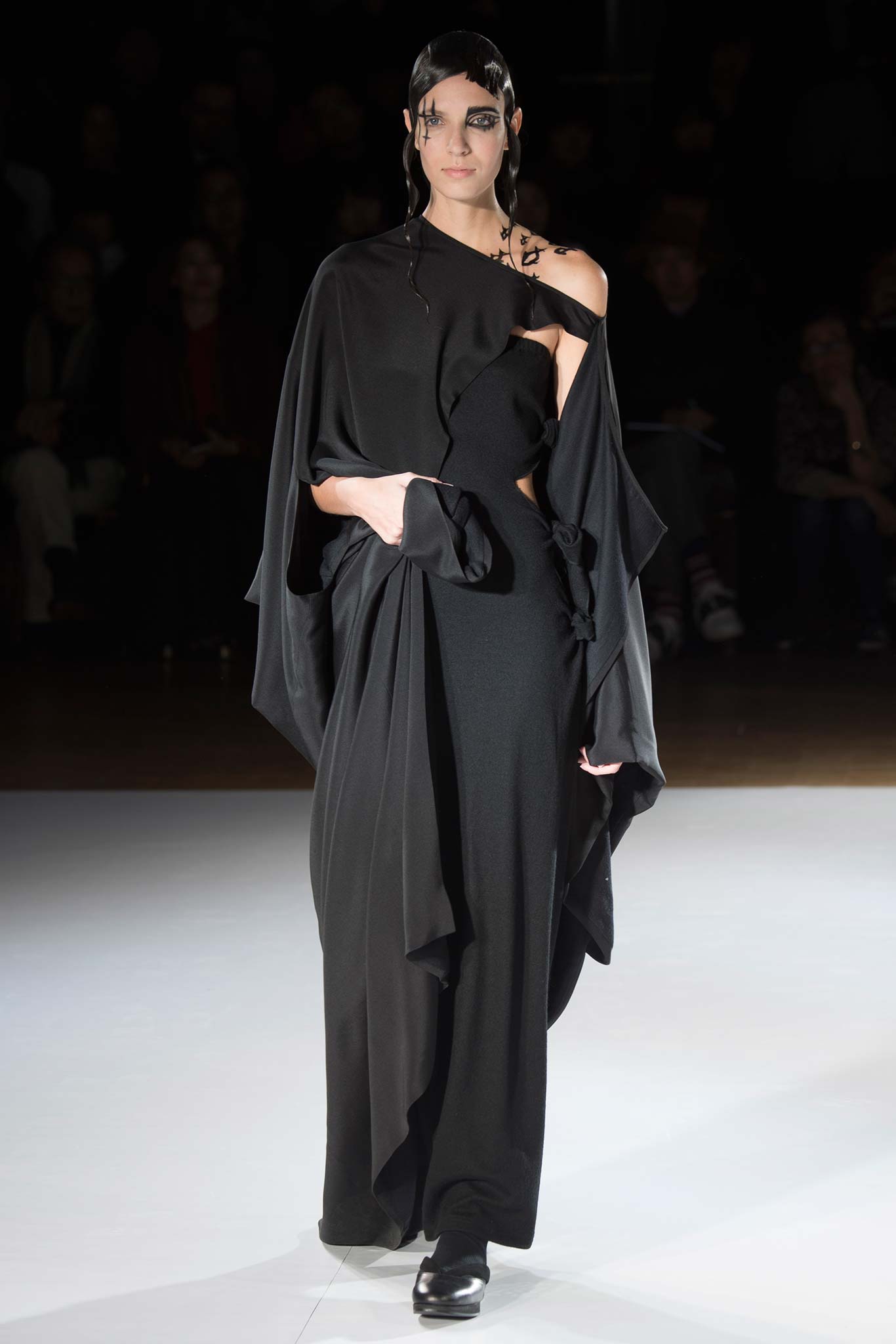Yohji Yamamoto F/W 15 Look 30