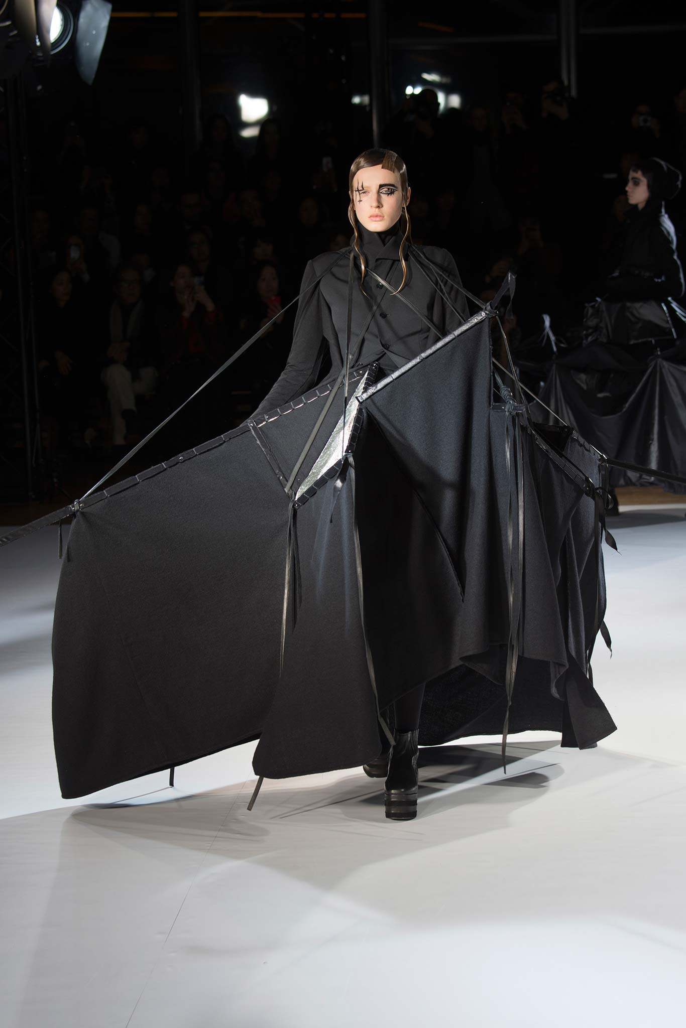 Yohji Yamamoto F/W 15 Look 32