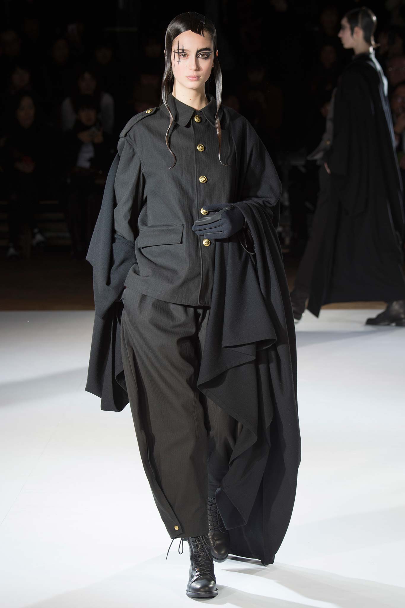 Yohji Yamamoto F/W 15 Look 36