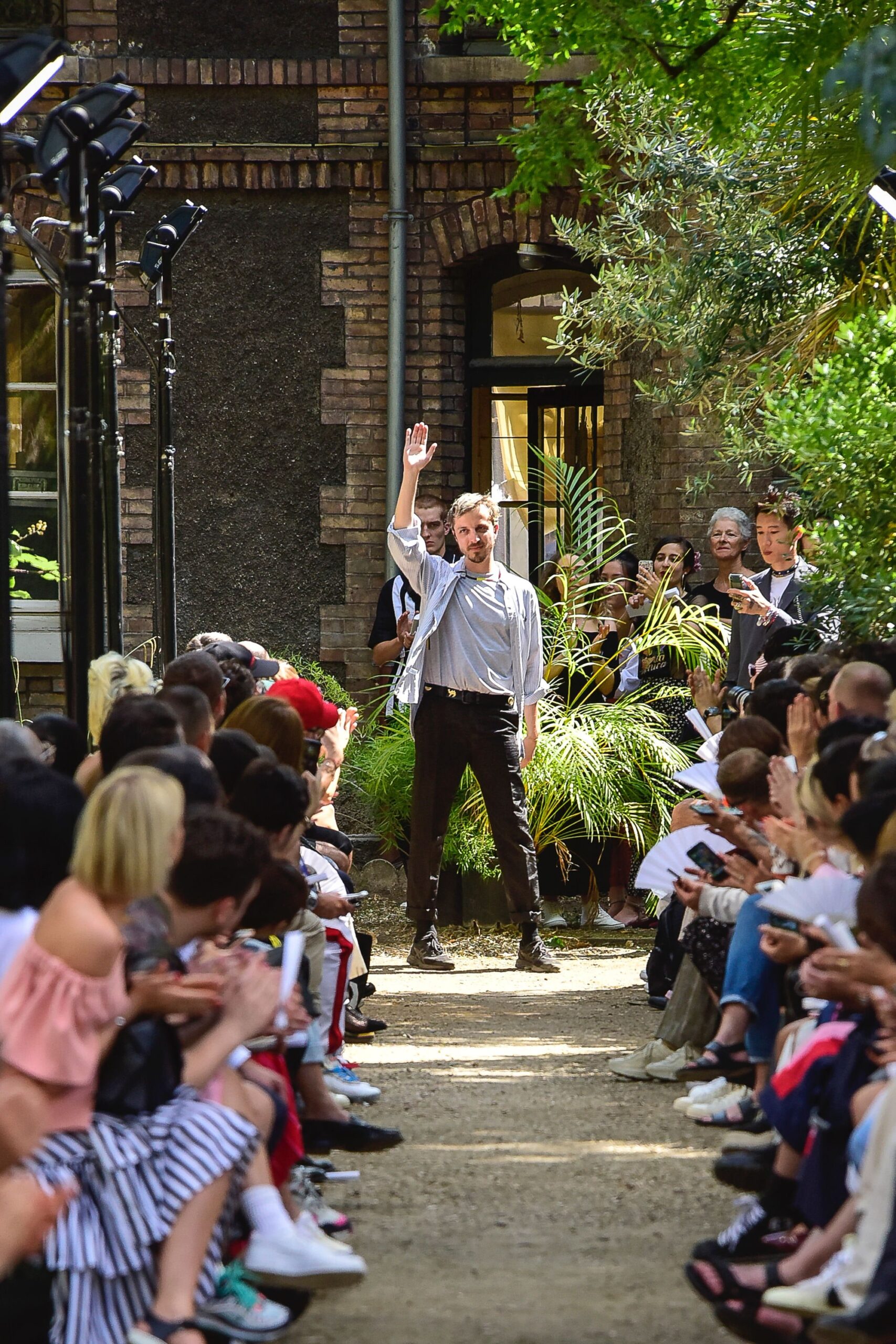 Y/Project S/S 19 Menswear Look 27
