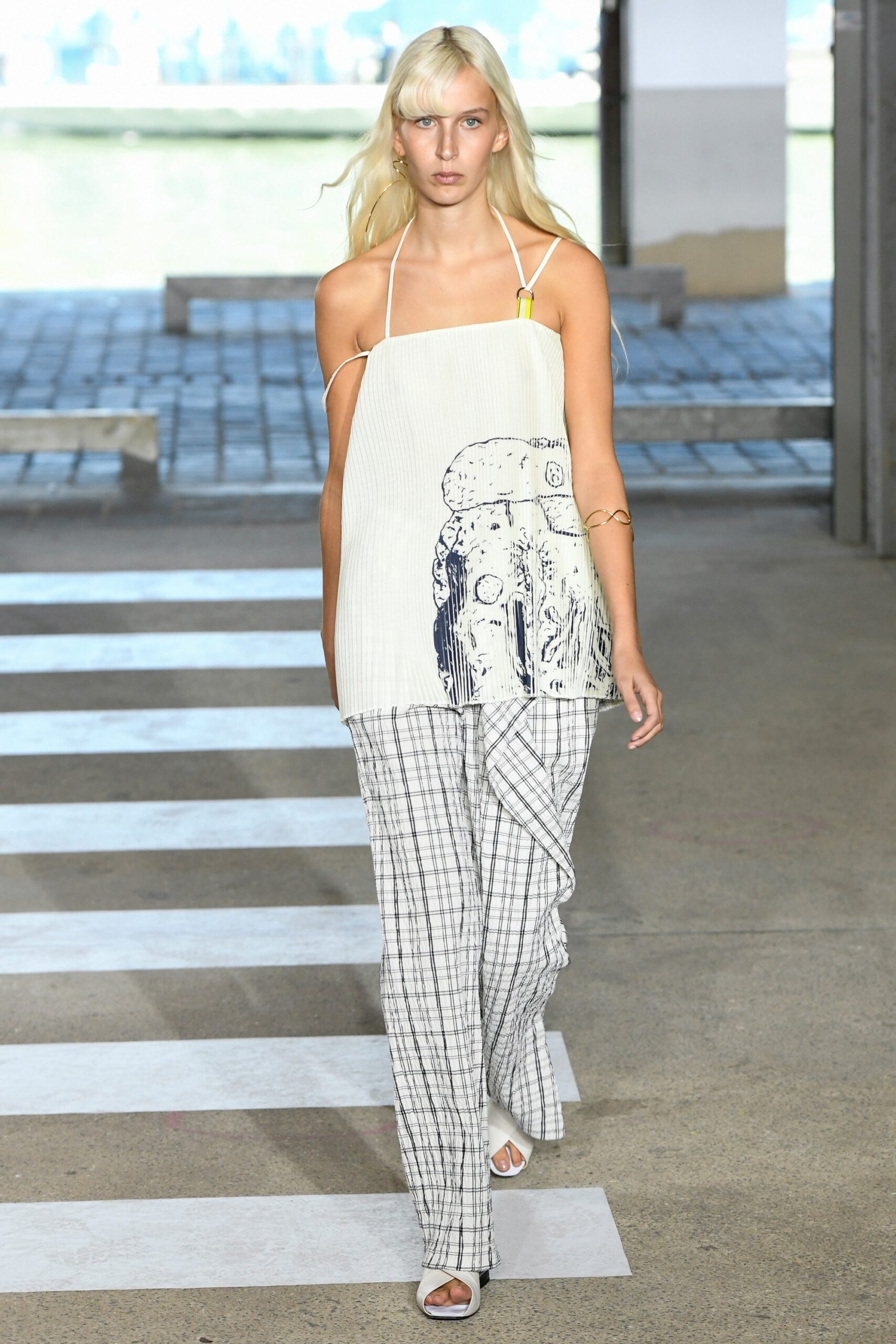 Aalto S/S 19 Look 560