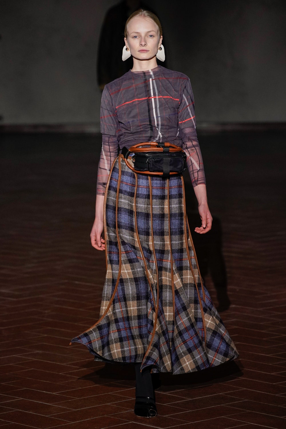 Y/Project F/W 19 Menswear Look 32