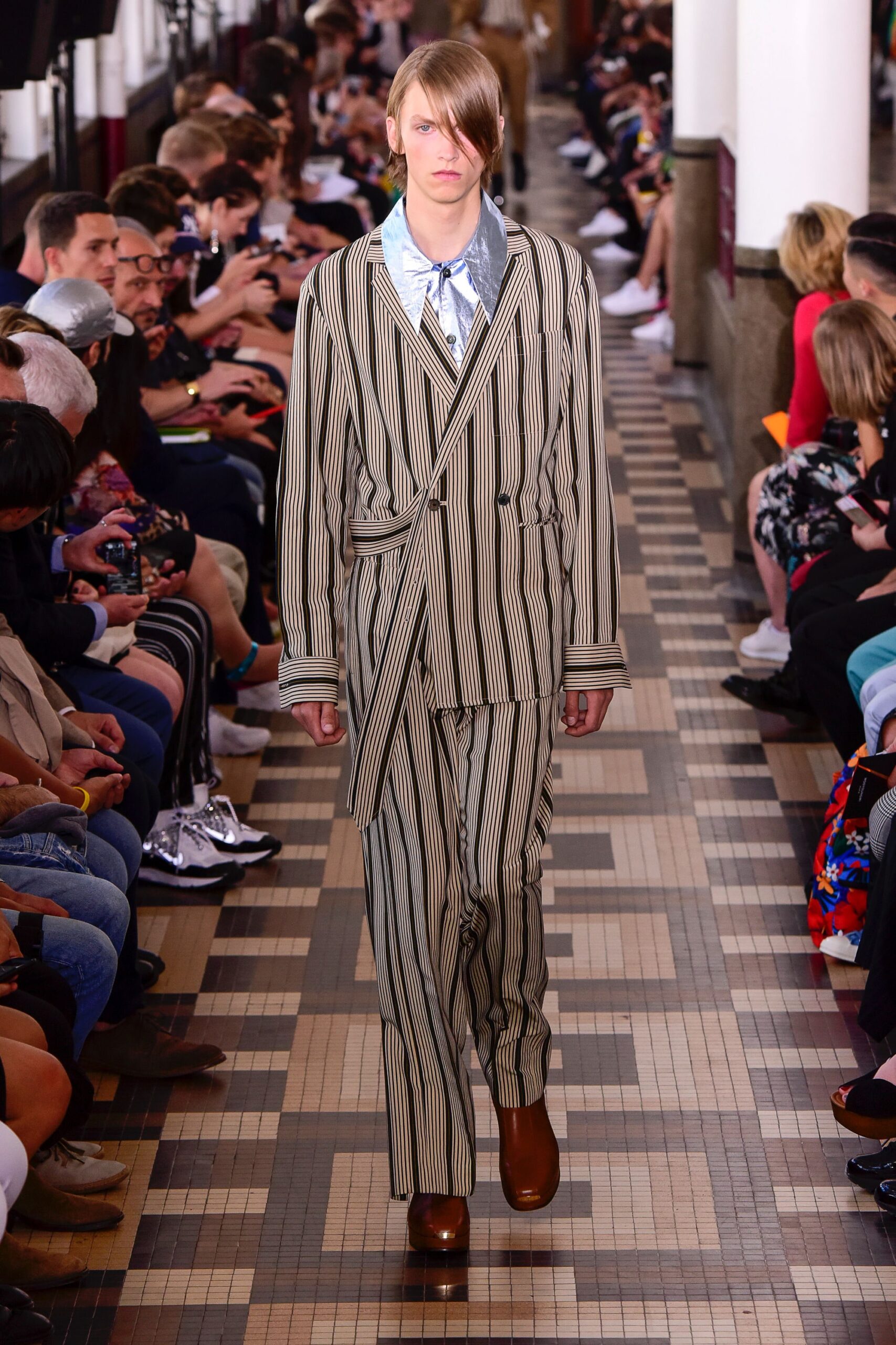 Wooyoungmi S/S 19 Menswear Look 16